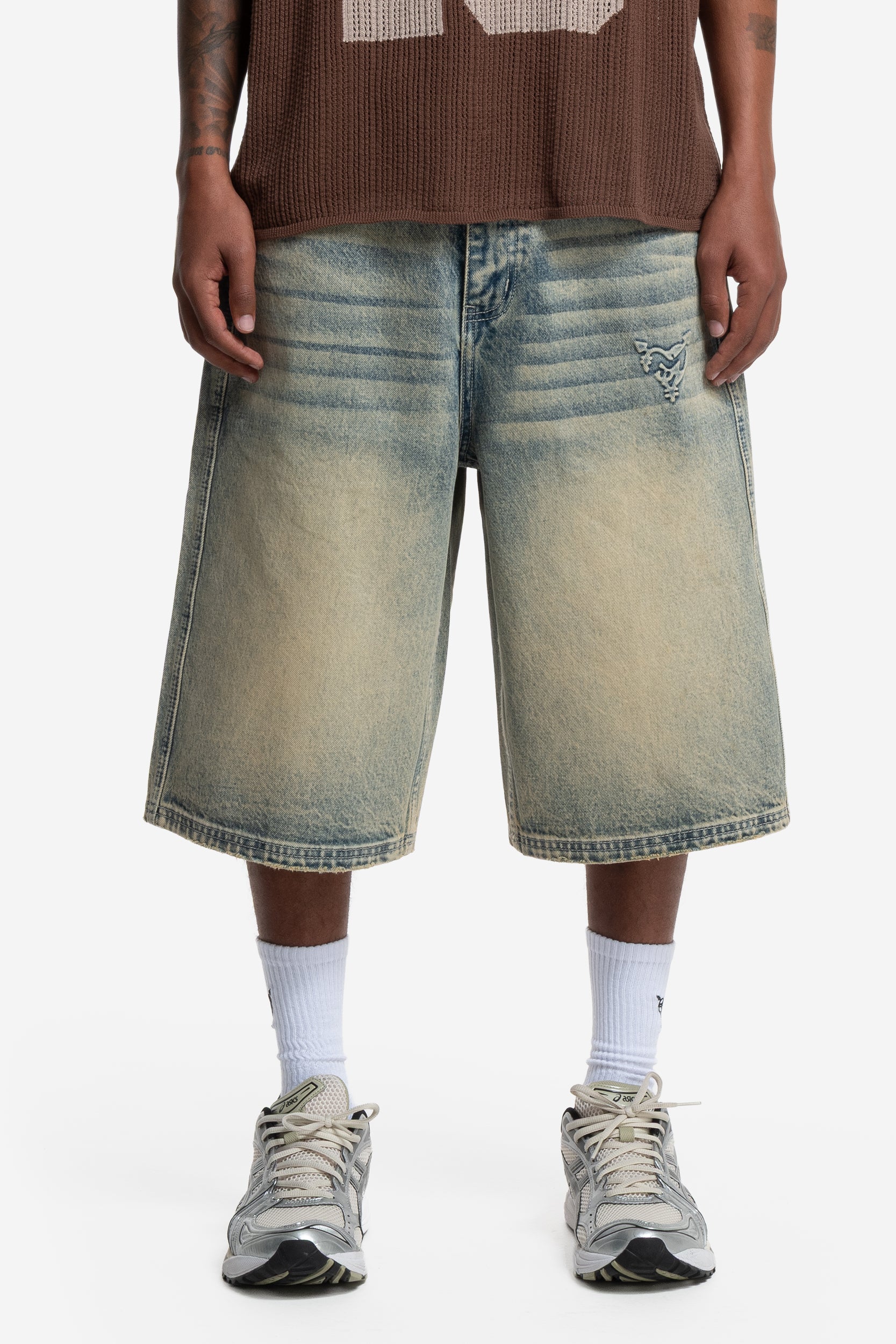 DISTINCTIVE JORTS MUD