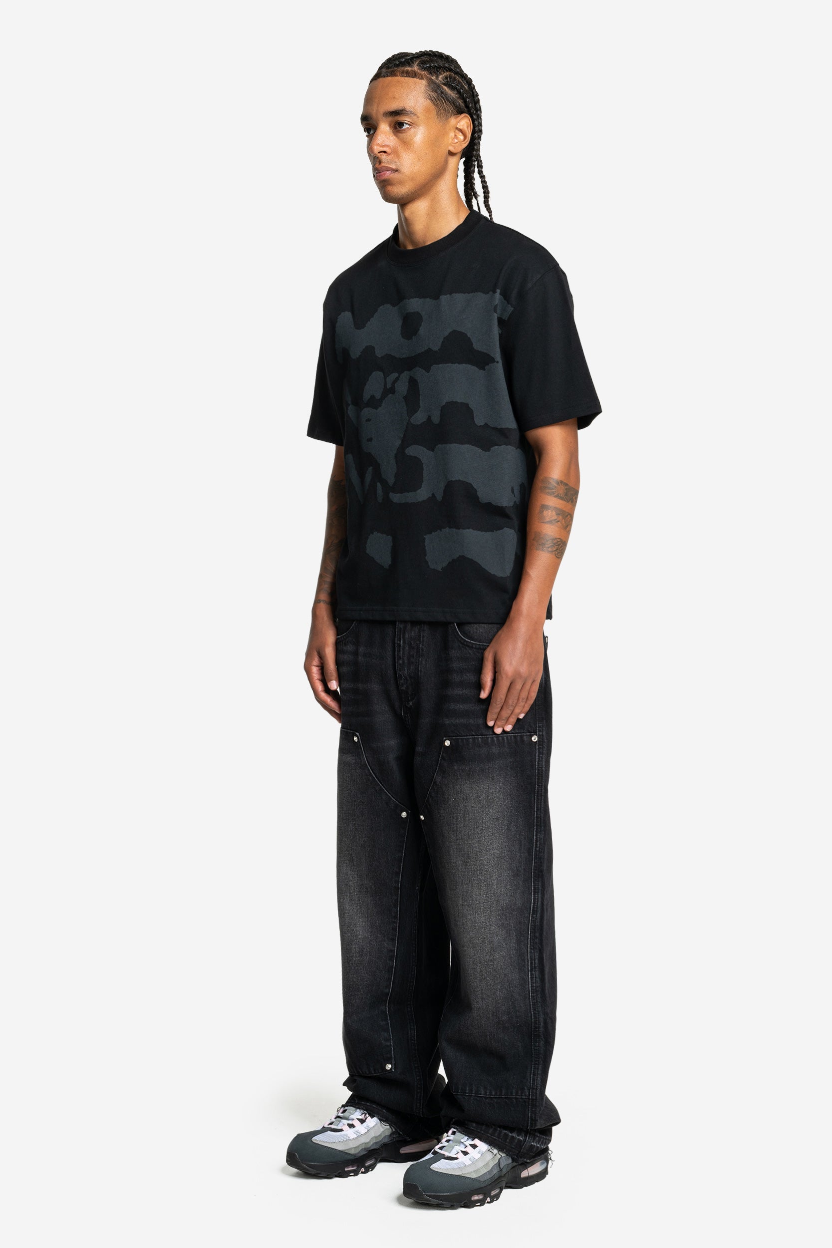 RADIANT CASH TEE ALL BLACK