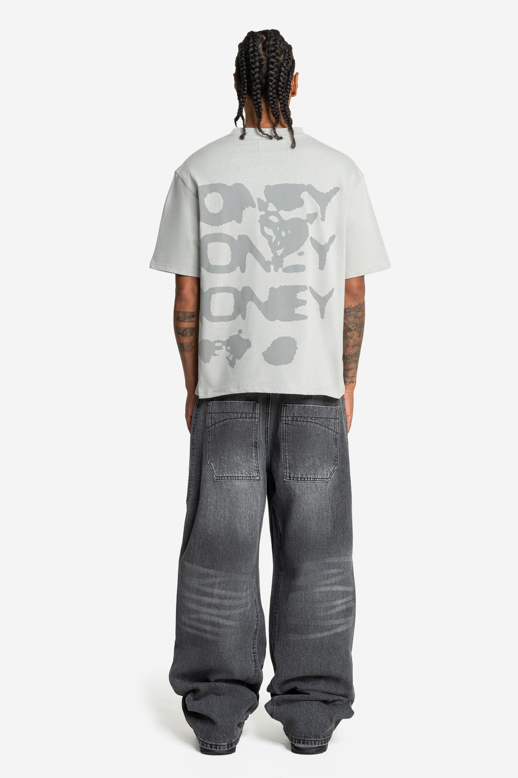 RADIANT CASH TEE LIGHT GREY