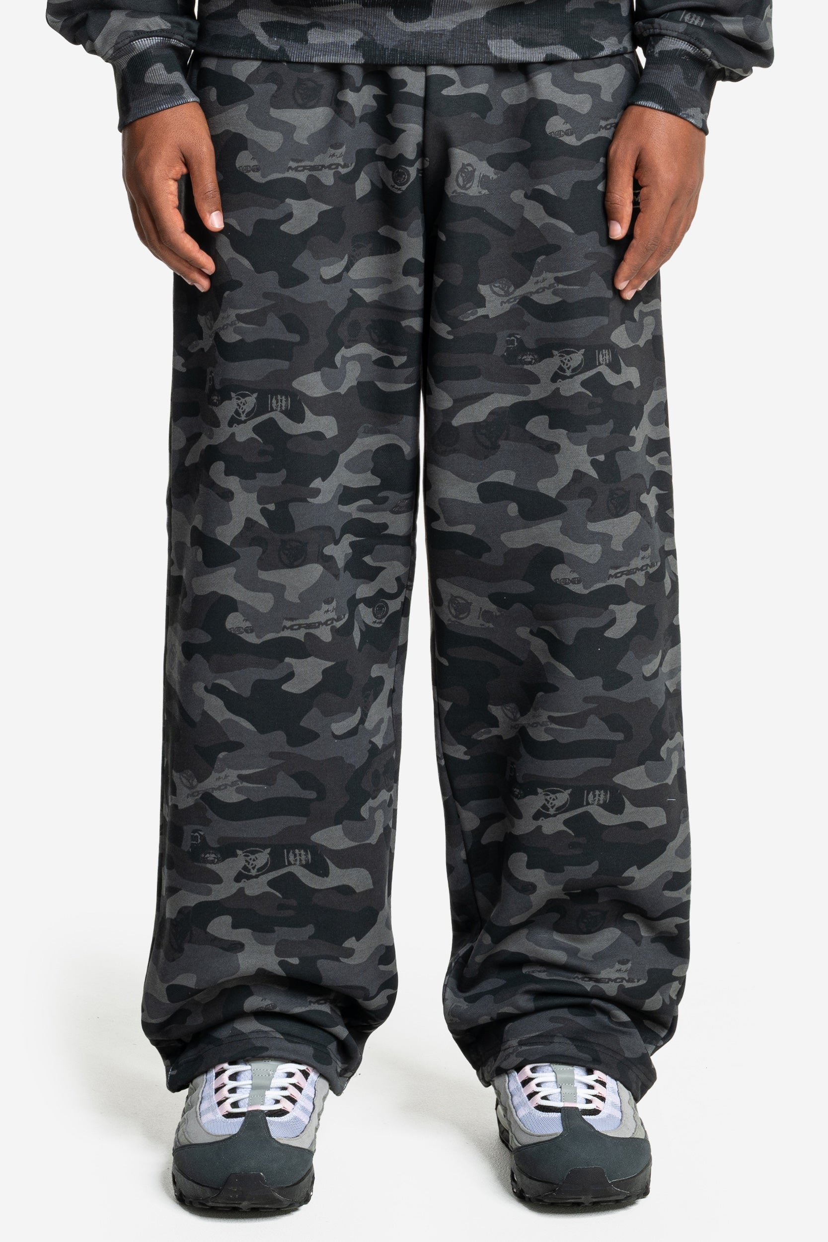 CAMO JOGGER BLACK