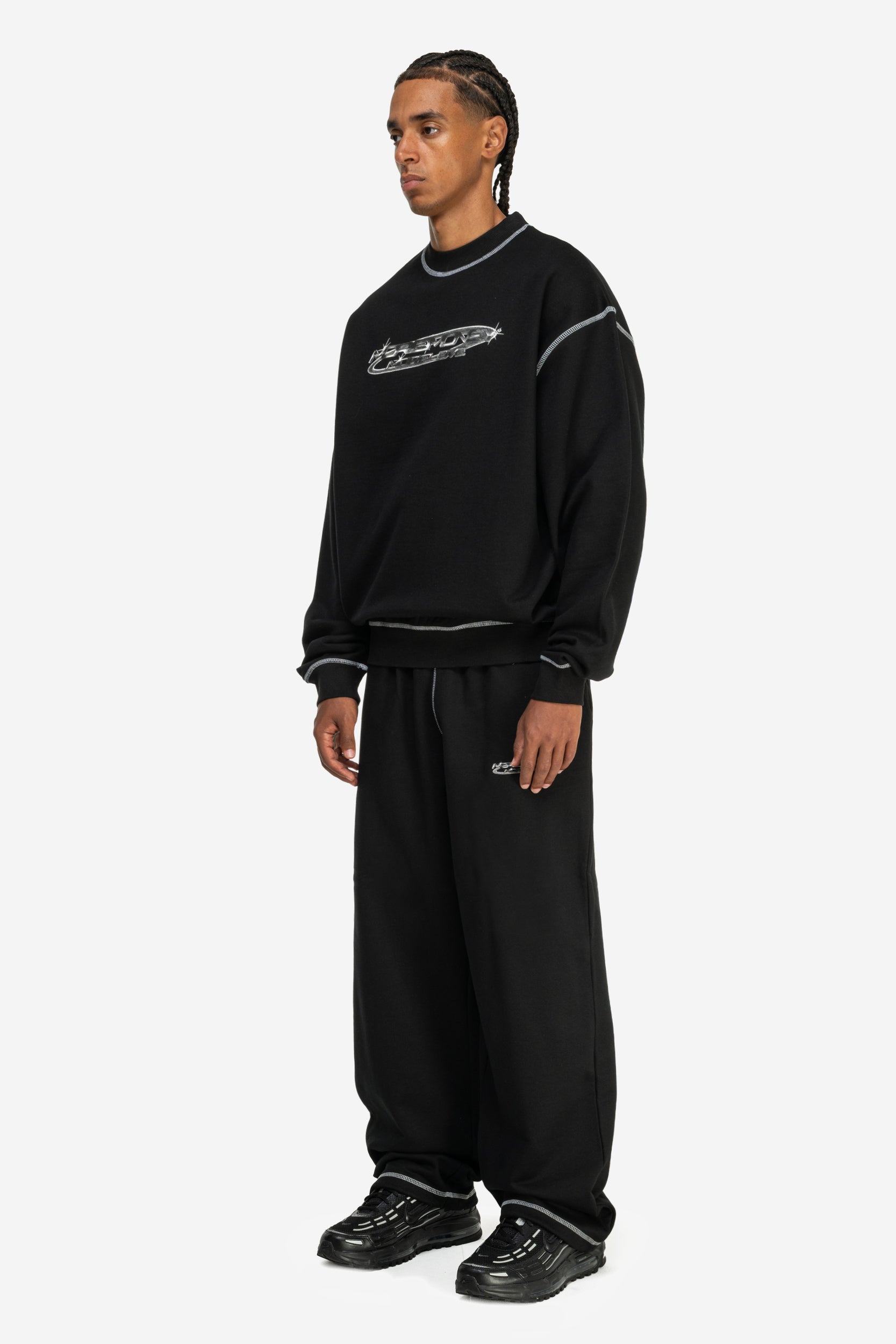 FLATLOCK BASE JOGGER BLACK