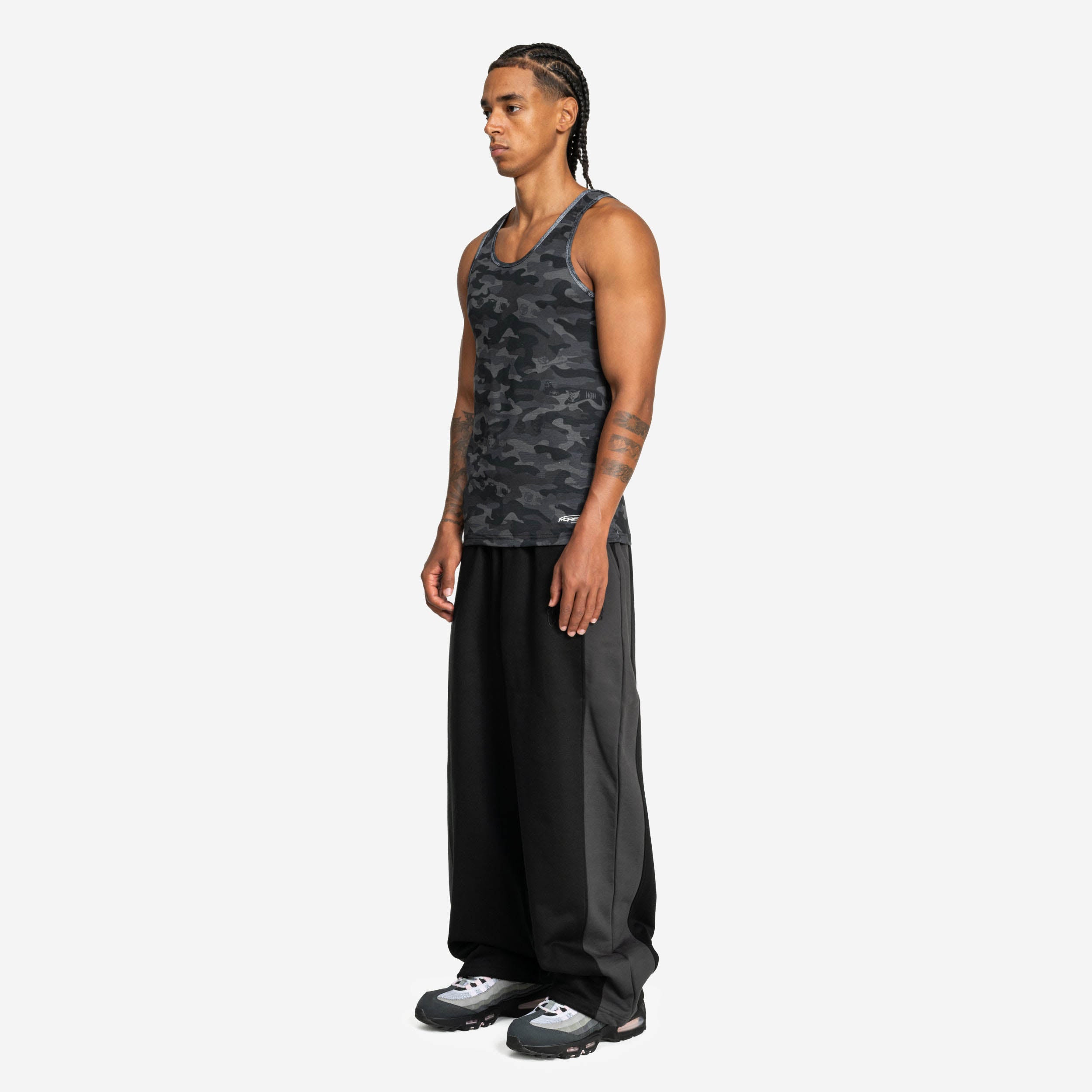 CAMO TANKTOP BLACK