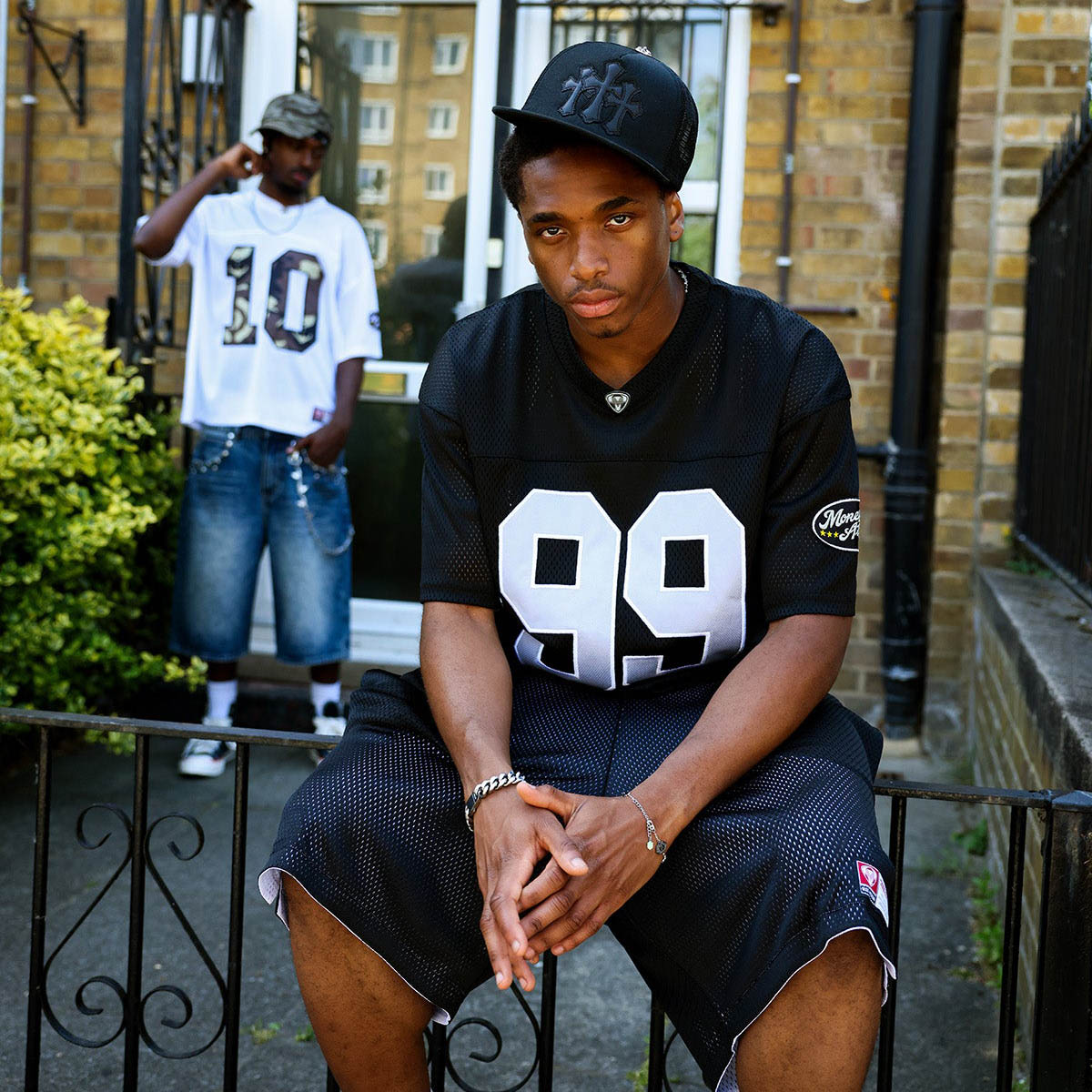 TOUCHDOWN MESH JERSEY BLACK + REVERSIBLE TOUCHDOWN MESH SHORTS