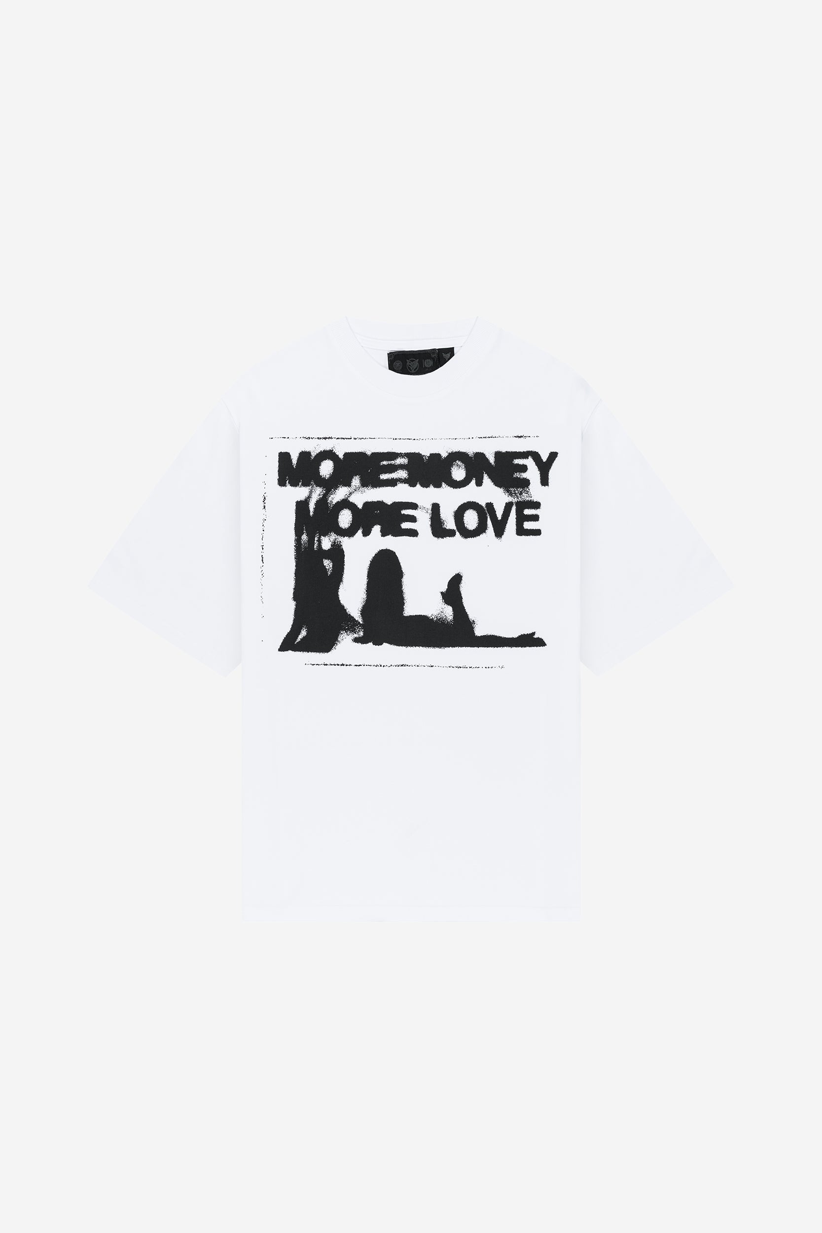WET DREAM TEE WHITE + DISTINCTIVE DENIM WASHED MUD