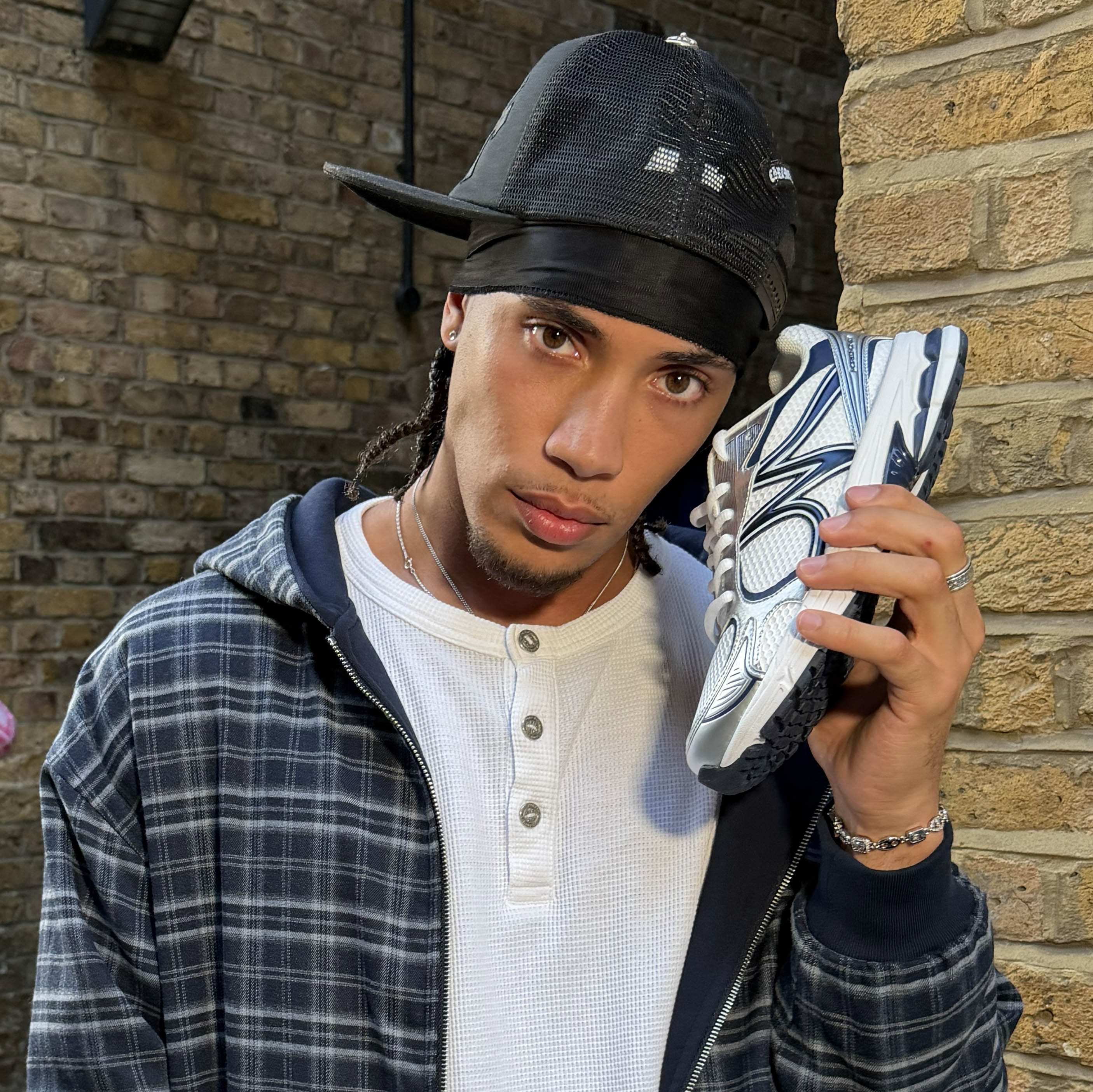 MOTION RUNNER NAVY STEEL