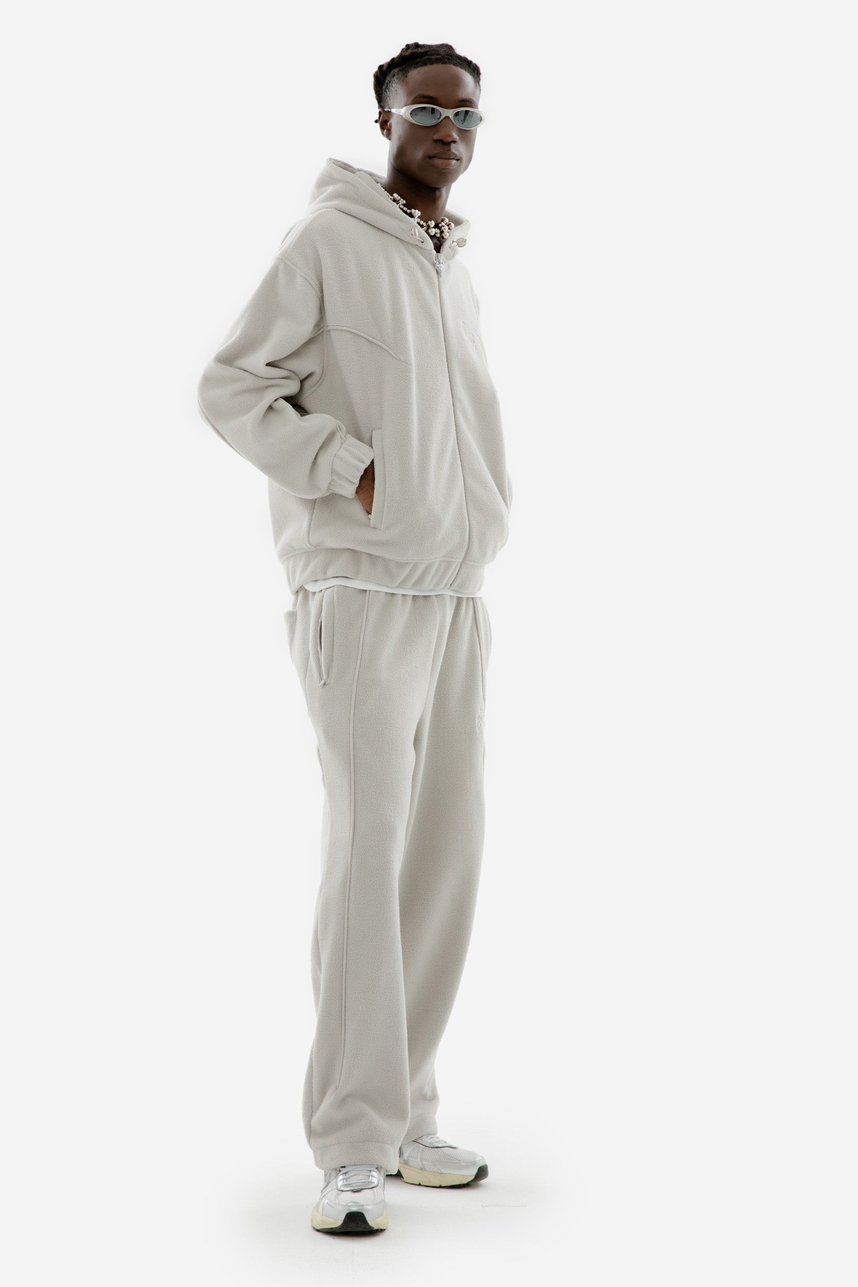 STAR WREATH FLEECE ZIP LIGHT GREY