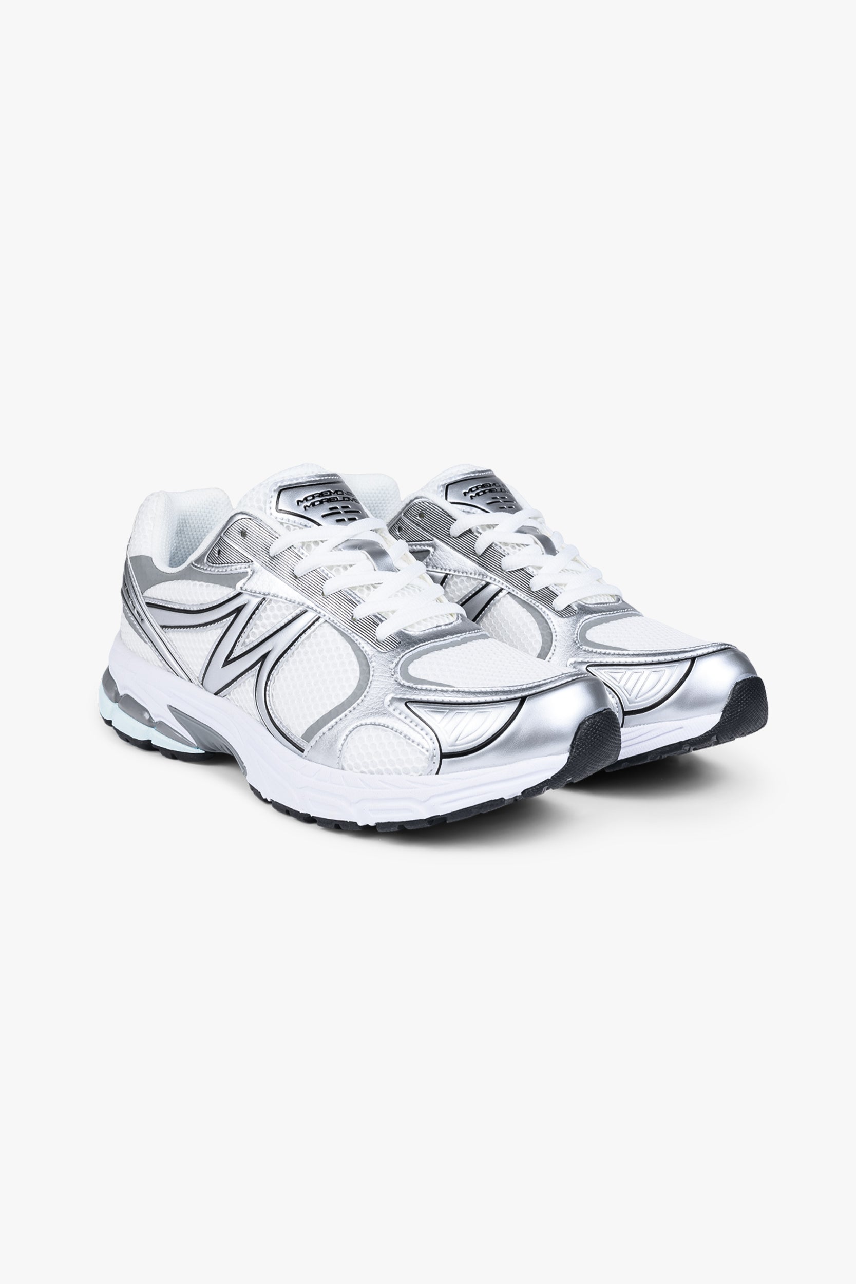 MOTION RUNNER PURE SILVER