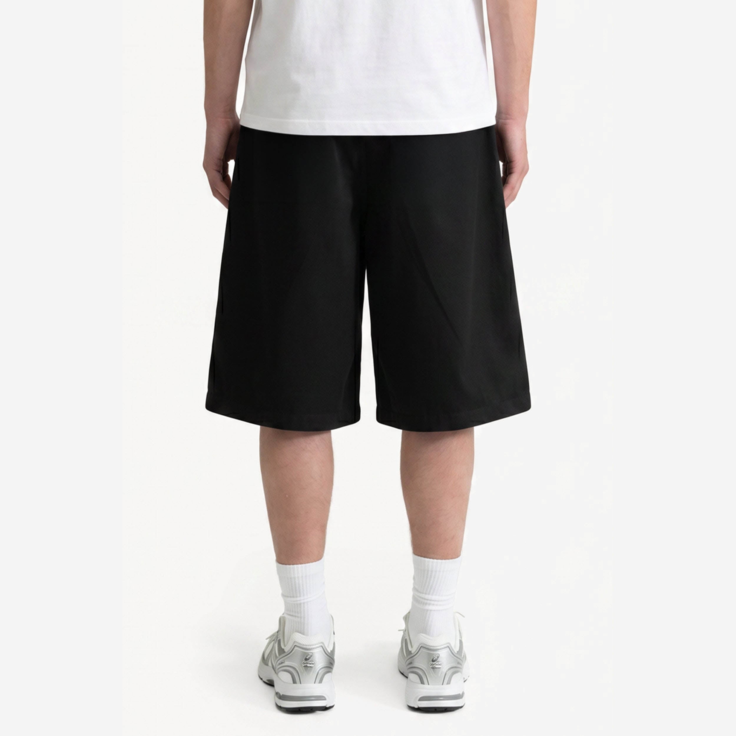 PLEATED SHORTS BLACK