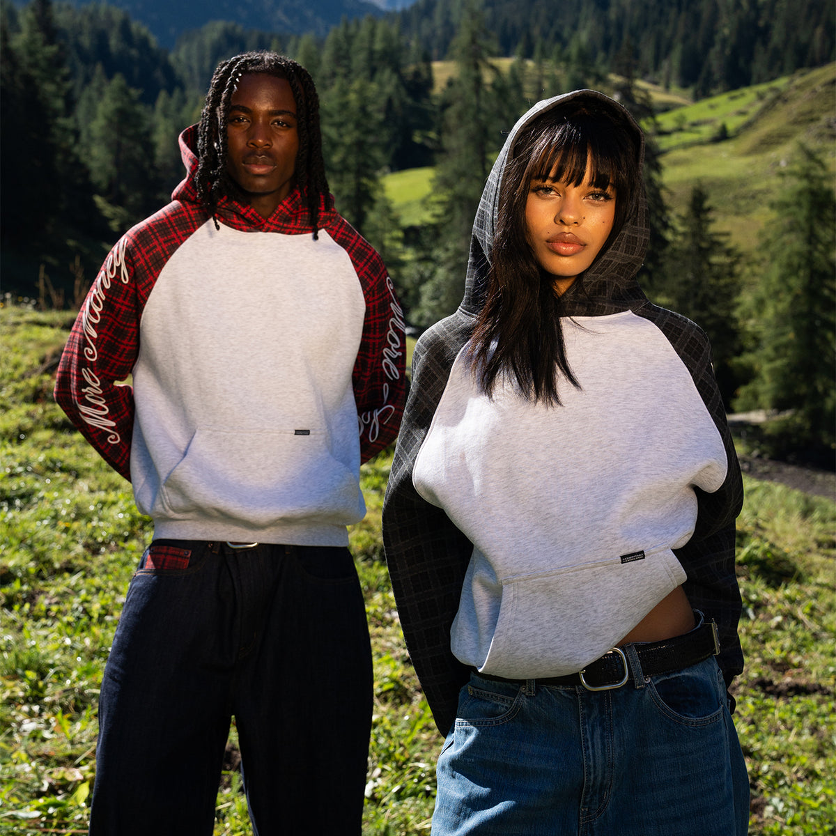 PLAID SCRIPT RAGLAN HOODIE BORDEAUX + PLAID PATCHWORK RAW DENIM