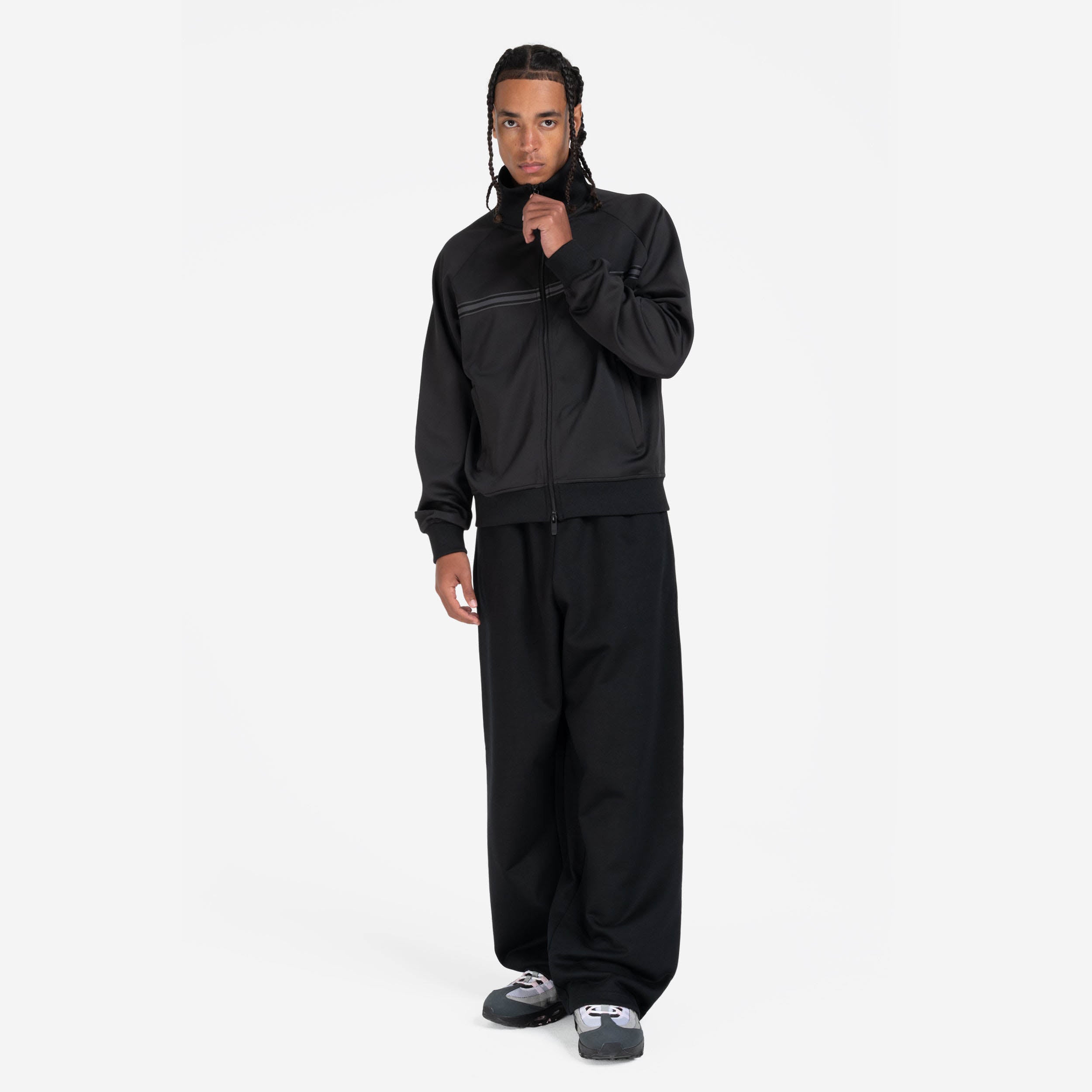 OPEN LEG JOGGER BLACK