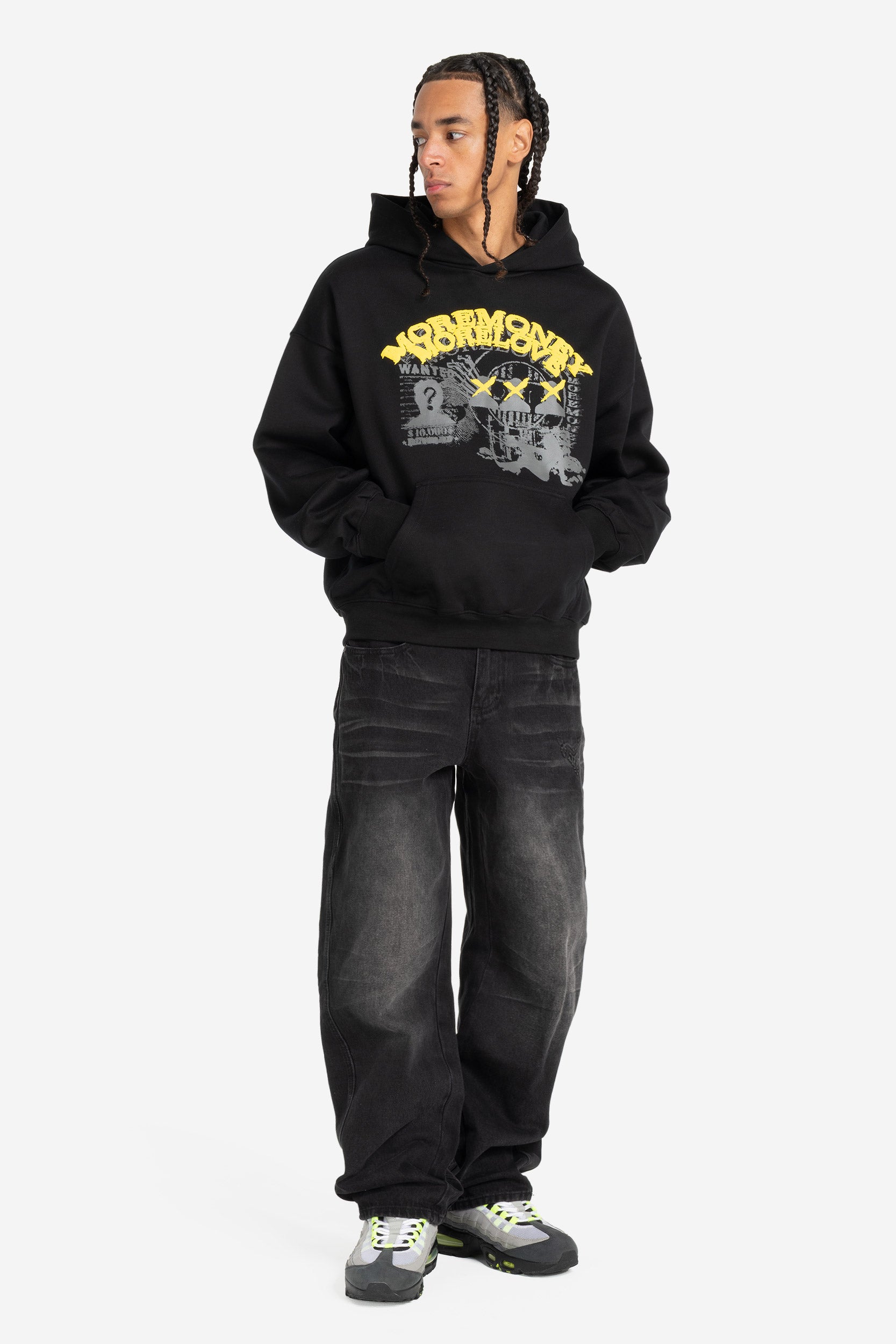 WILDLY WANTED HOODIE BLACK