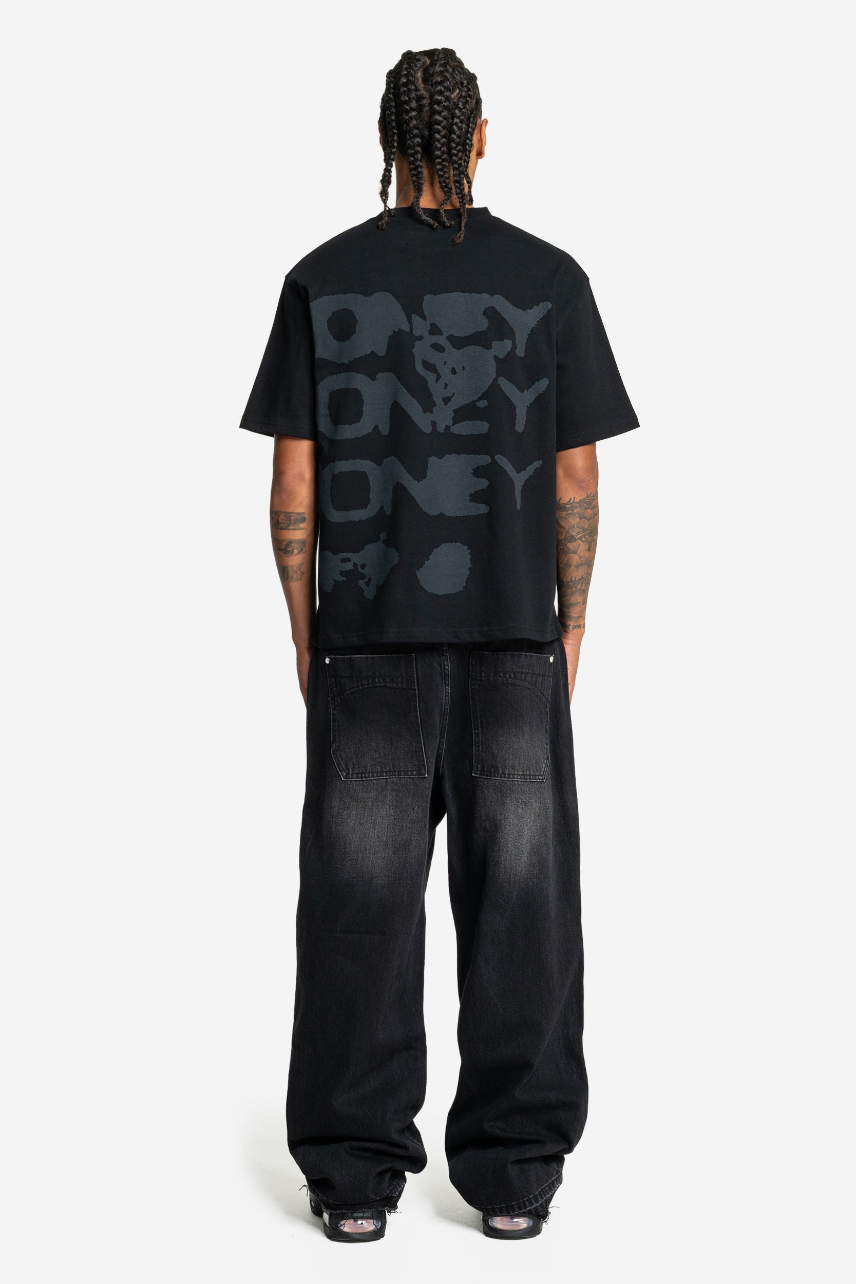 RADIANT CASH TEE ALL BLACK + DISTINCTIVE DENIM BLACK