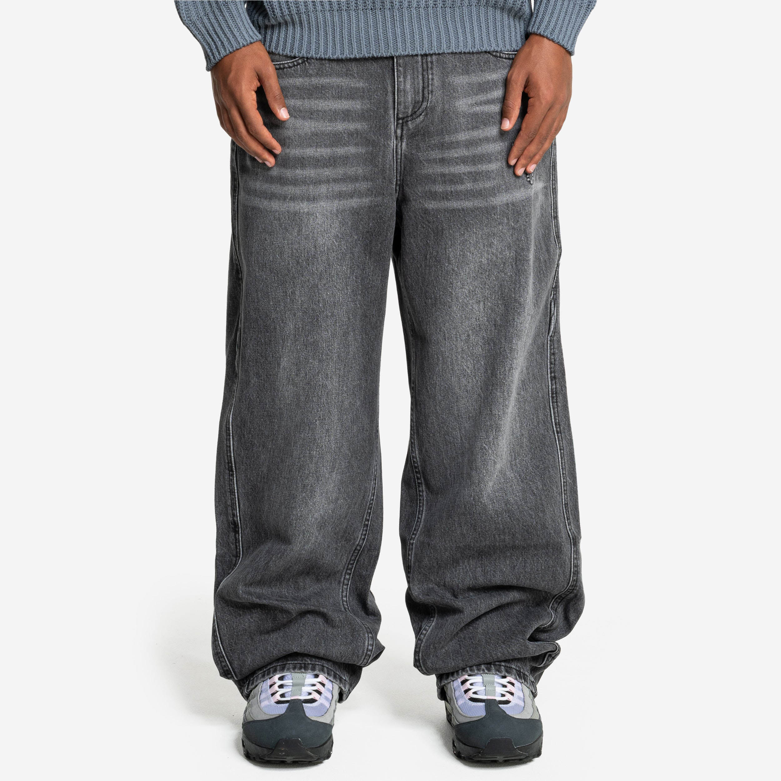 RIPPED DISTINCTIVE BAGY DENIM GRAY