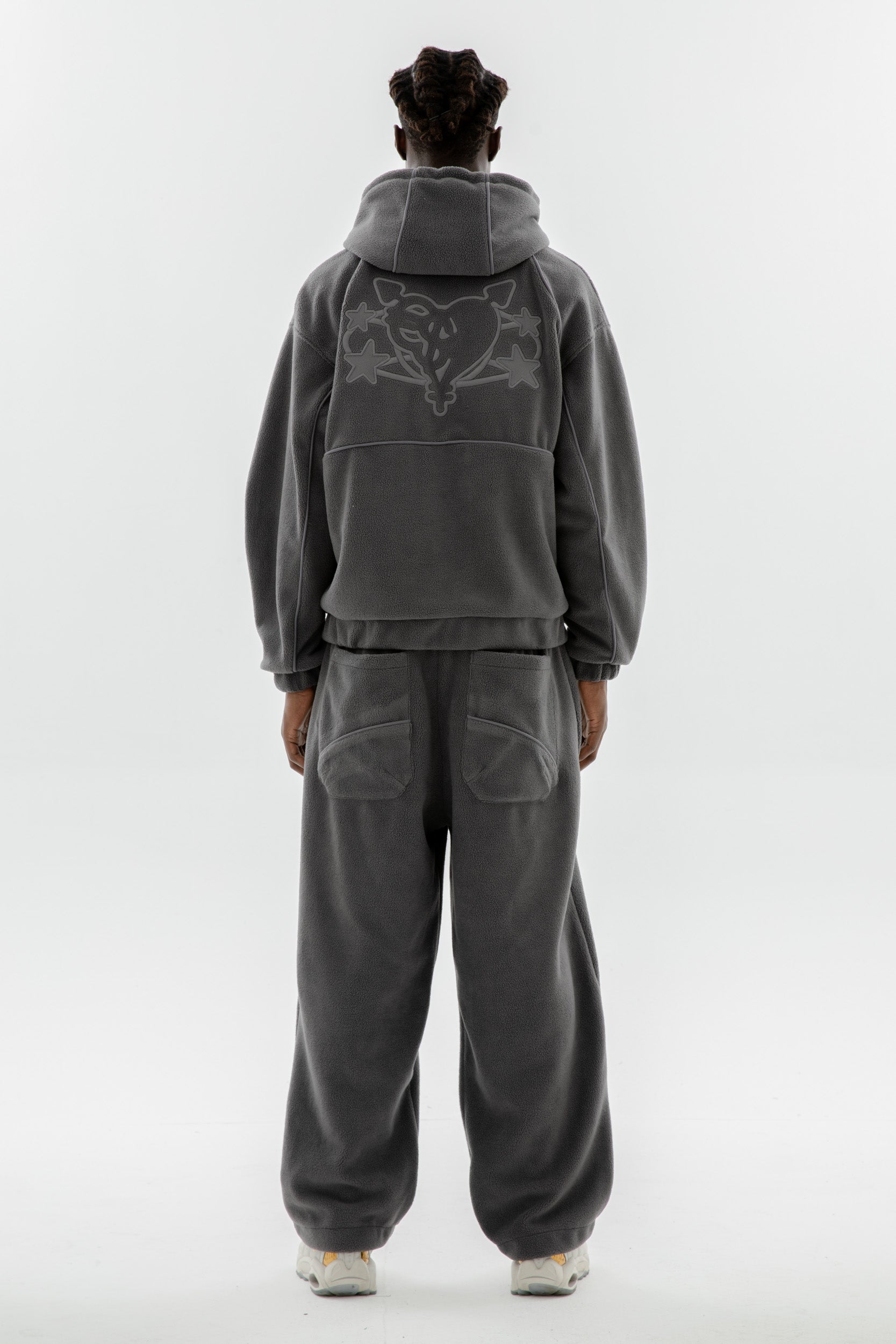 STAR WREATH FLEECE JOGGER TORNADO GREY