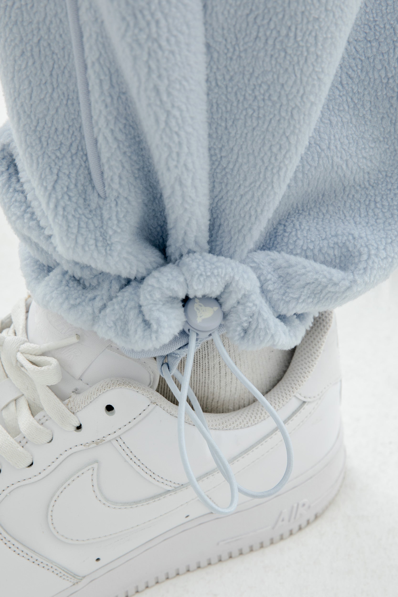 STAR WREATH FLEECE JOGGER ZEN BLUE