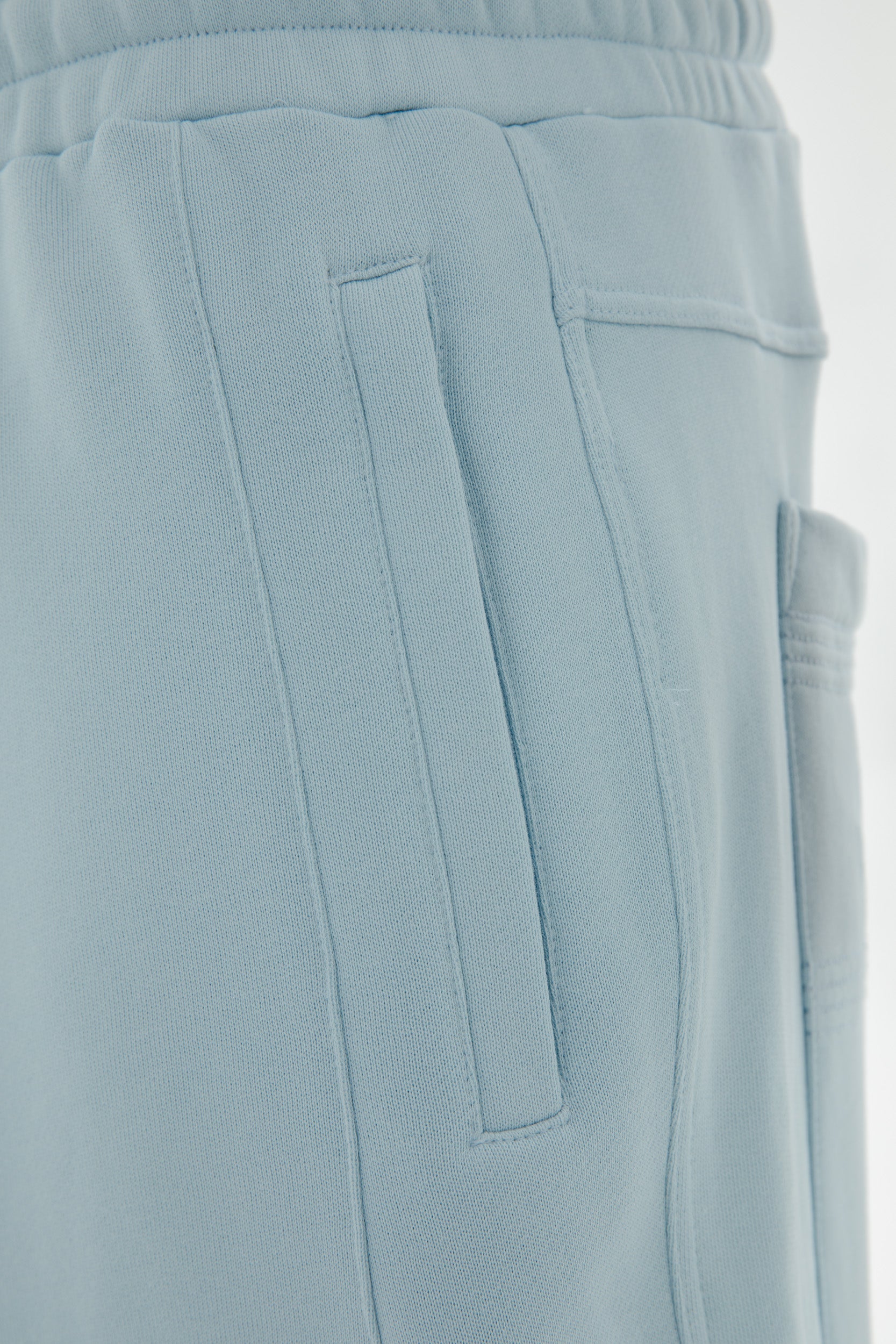 OPEN LEG JOGGER BABYBLUE