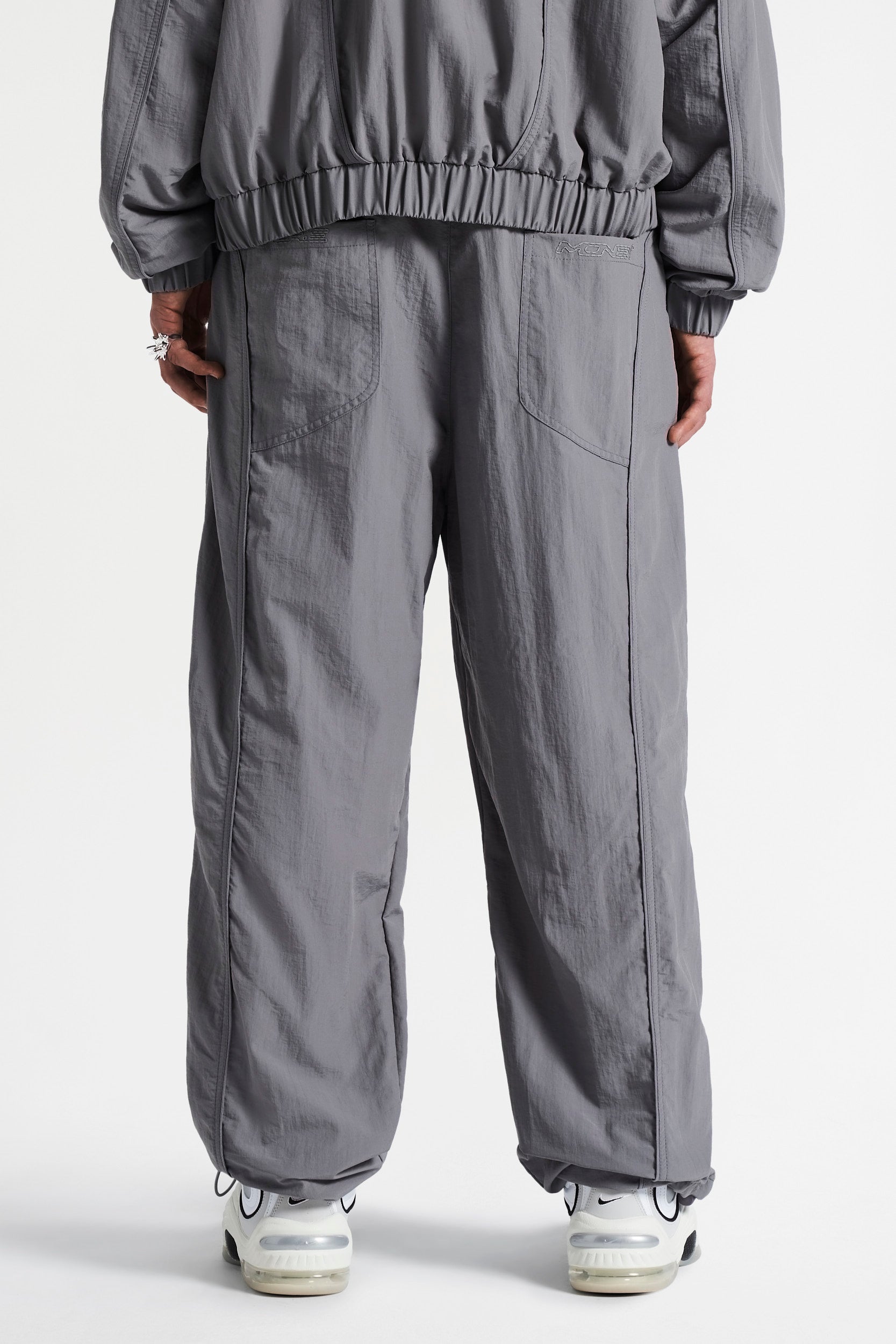 TRACK PANTS GREY