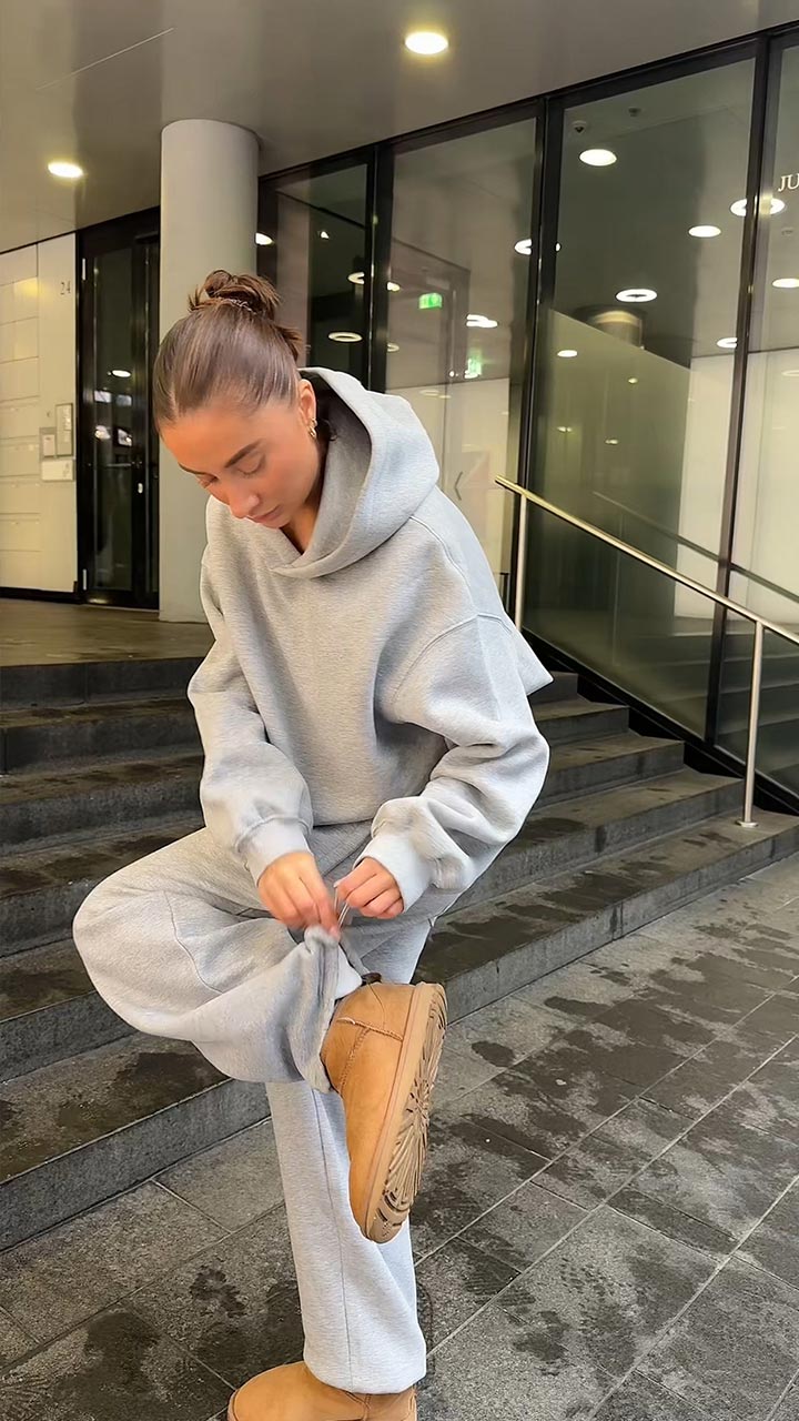 Load video: CloudsGreyMelange_UGC03