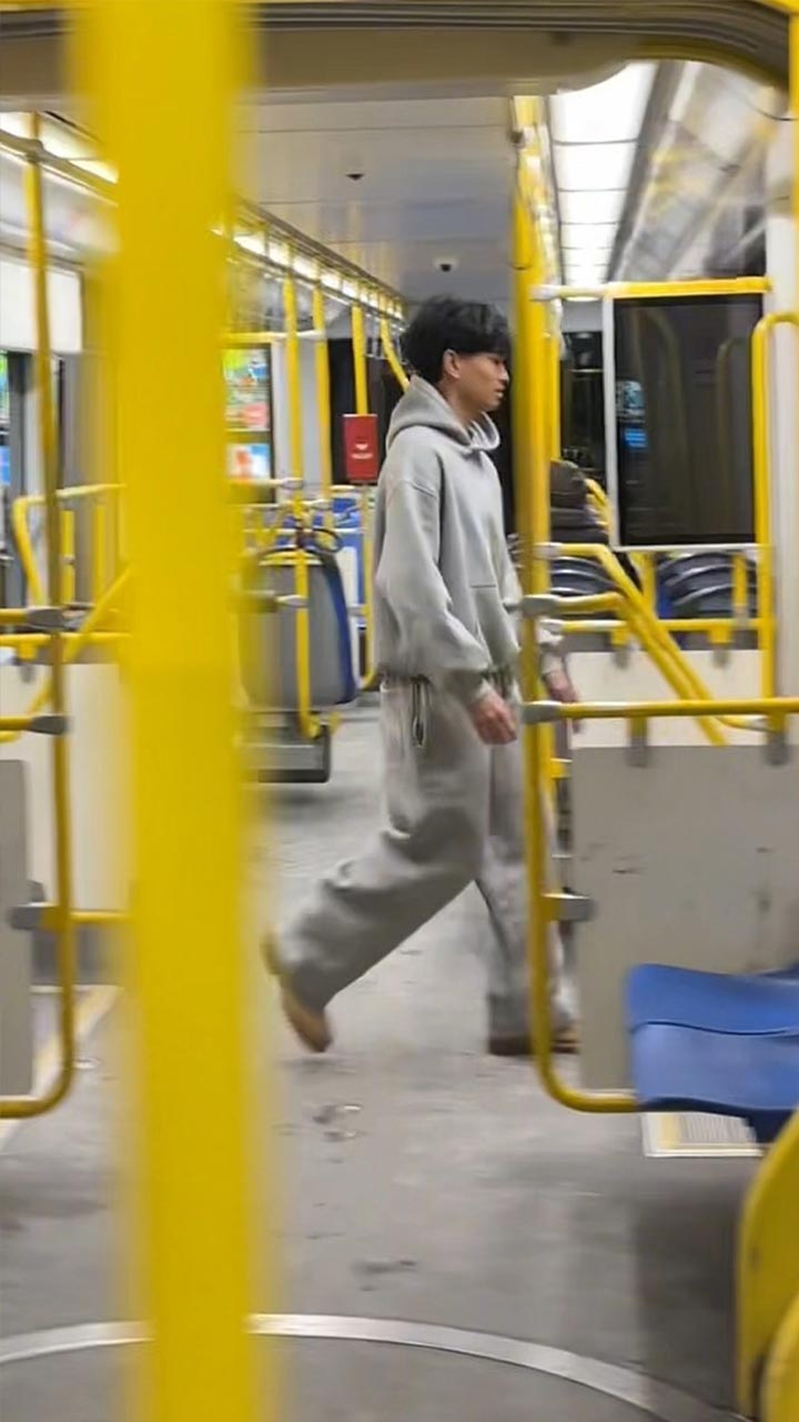 Load video: CloudsGreyMelange_UGC04