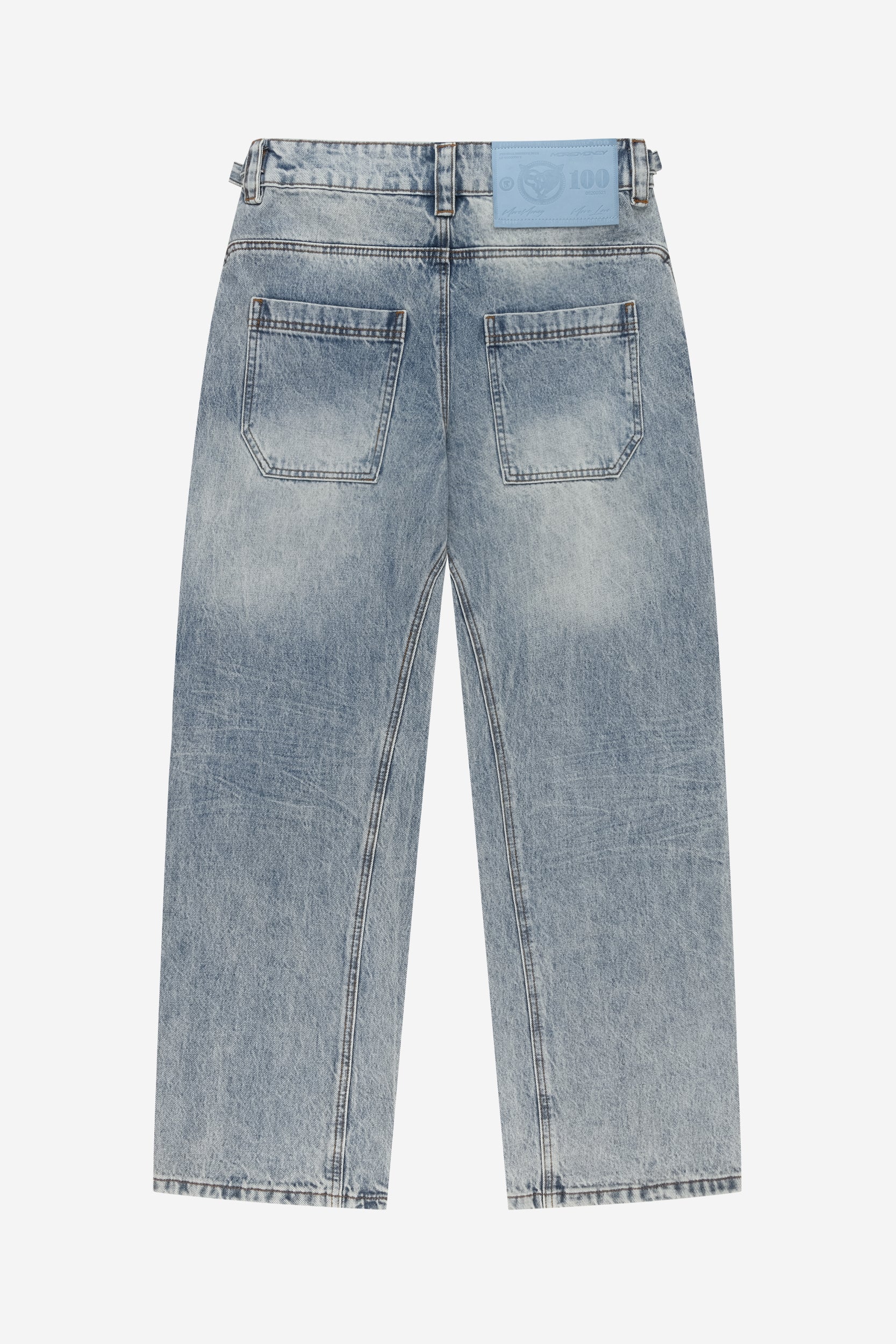 DISTINCTIVE DENIM WASHED BLUE