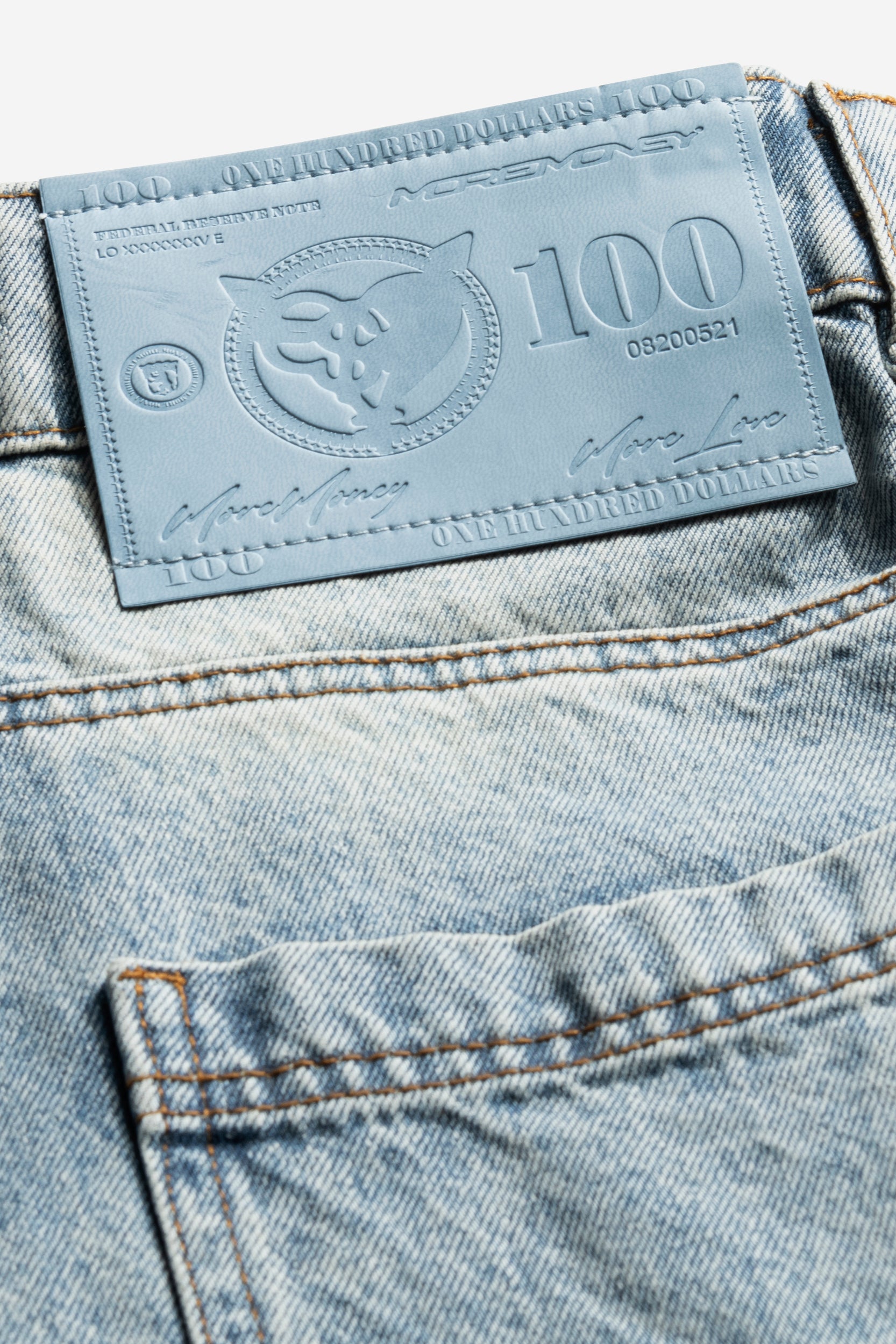 DISTINCTIVE DENIM WASHED BLUE