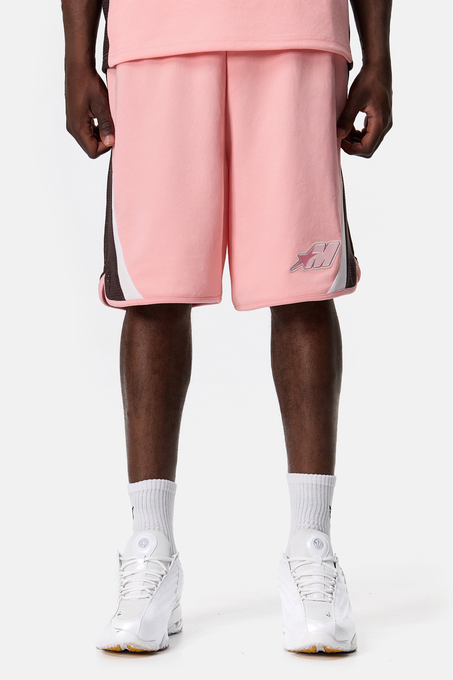 FOOTBALL MESH SHORTS PINK