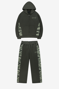 HOODIE + JOGGER