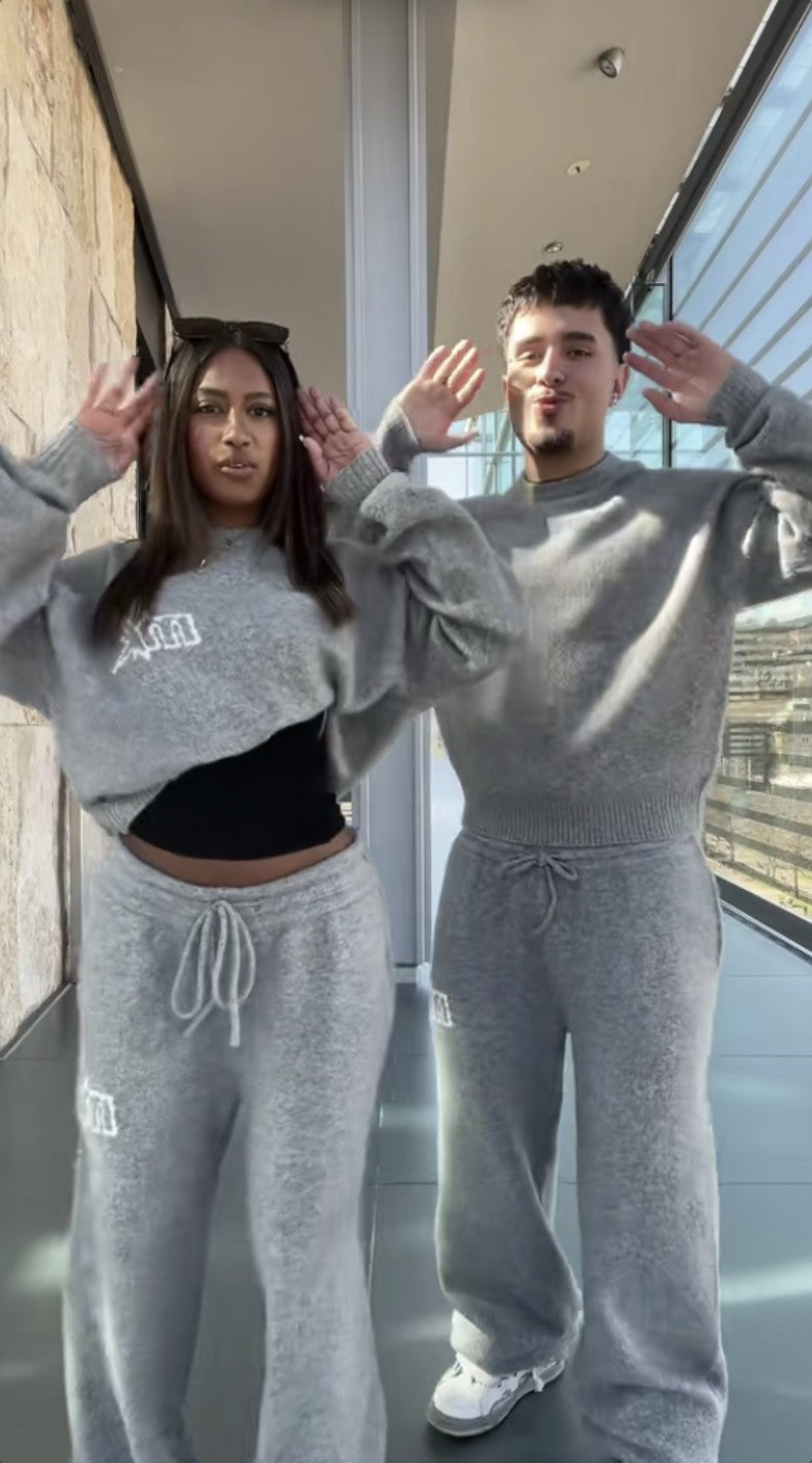 Load video: FuzzyKnitGreyUGC_04_Video