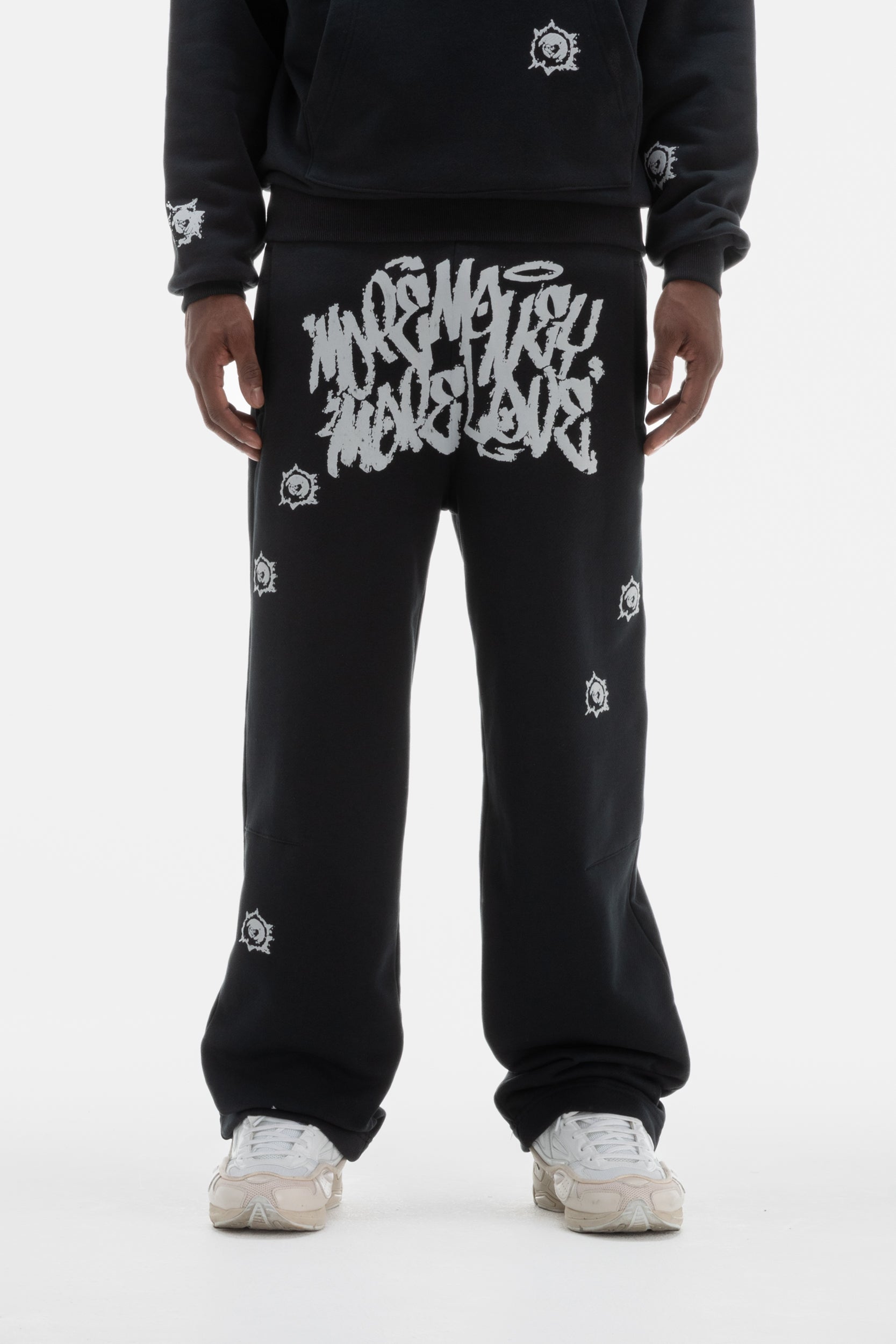 MOST WANTED JOGGER BLACK 