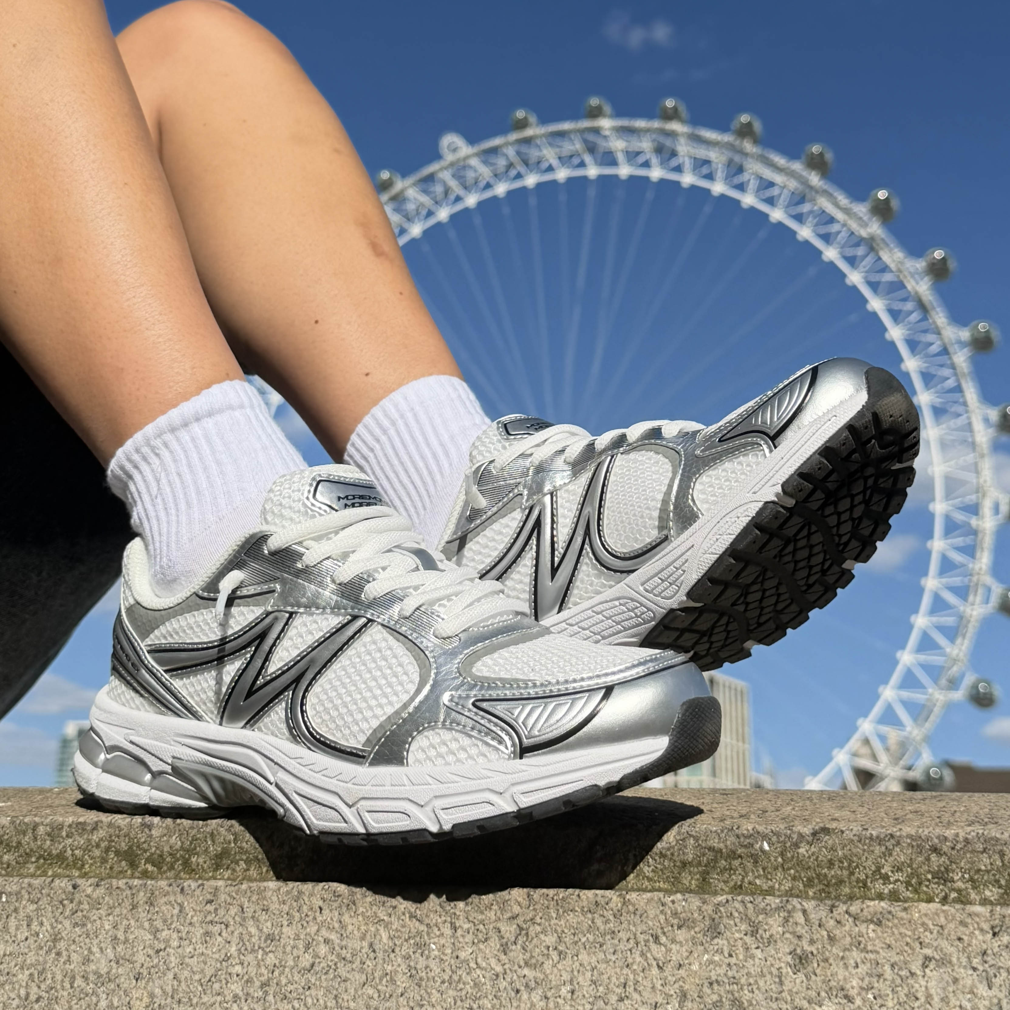 MOTION RUNNER PURE SILVER