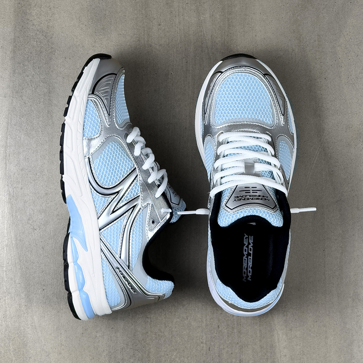 MOTION RUNNER SKY TINT
