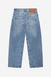 DISTINCTIVE BAGGY DENIM