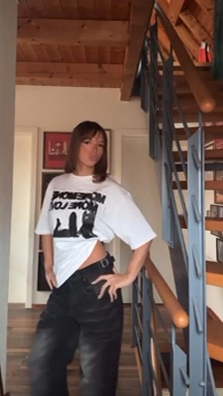 Load video: WetDreamTeeWhite_UGC03