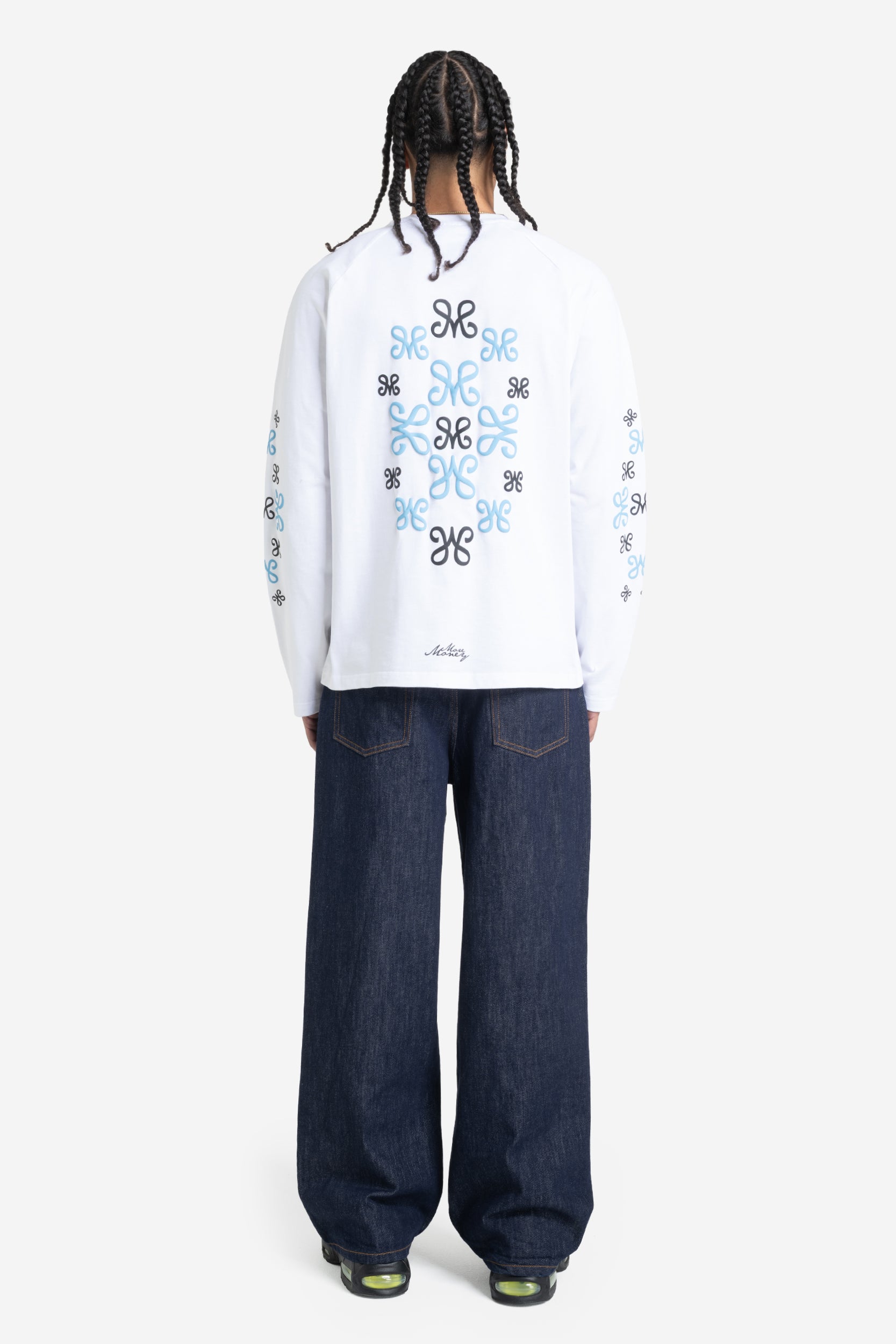 MONOGRAM LONGSLEEVE WHITE