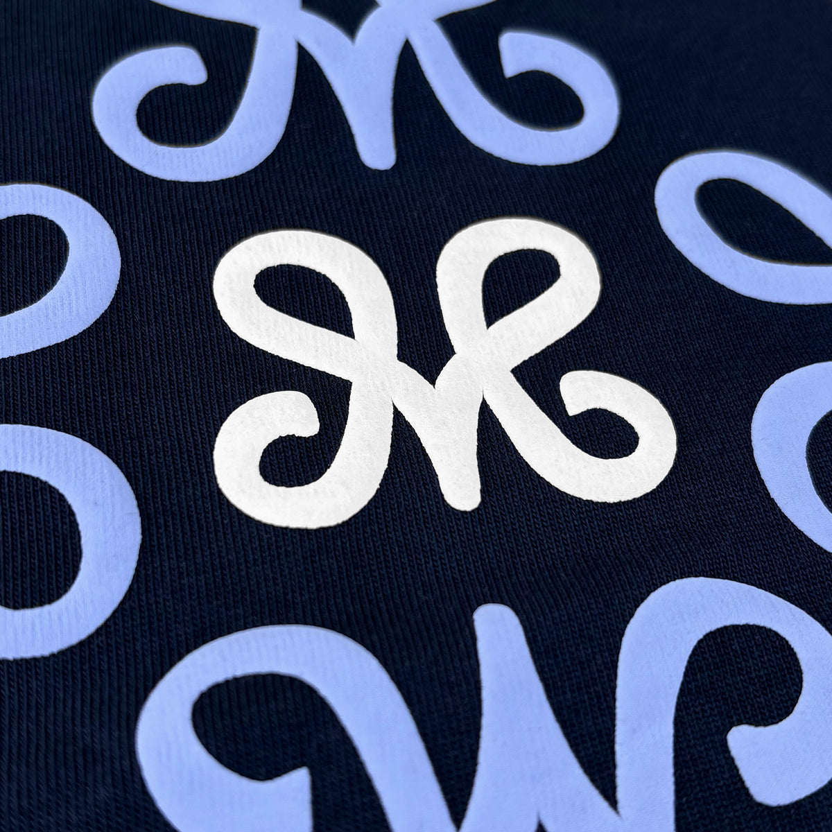 MONOGRAM LONGSLEEVE NAVY