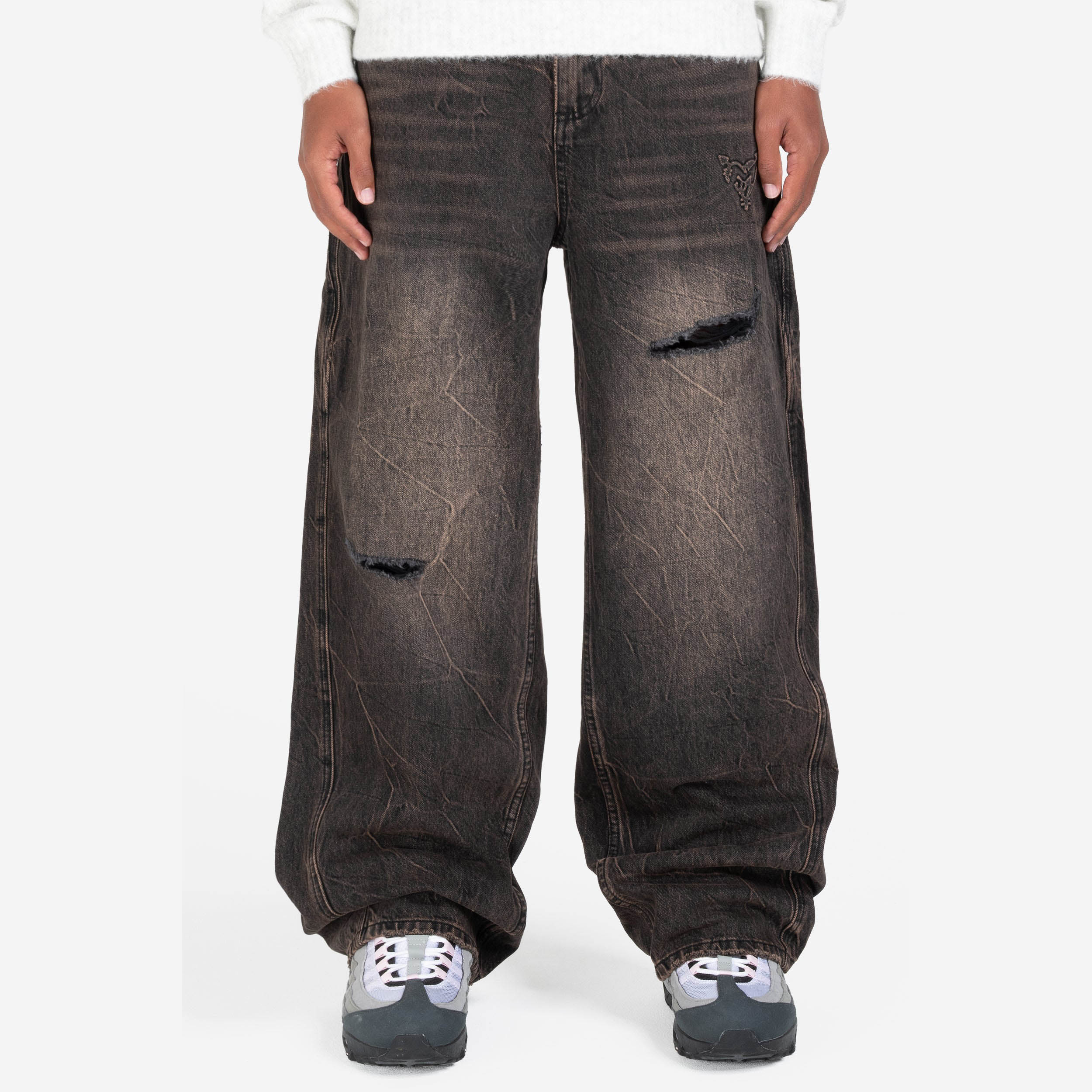 RIPPED DISTINCTIVE BAGGY DENIM BLACK