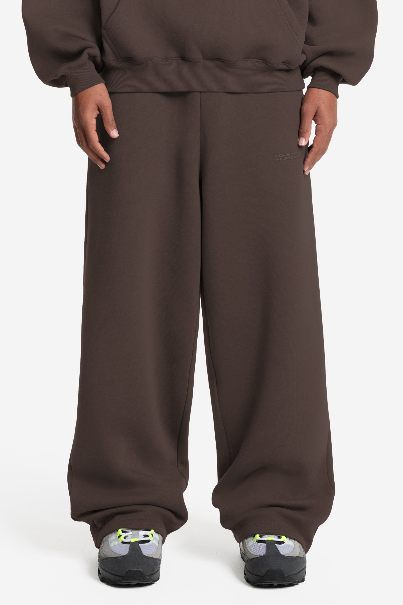 CLOUDS JOGGER BROWN
