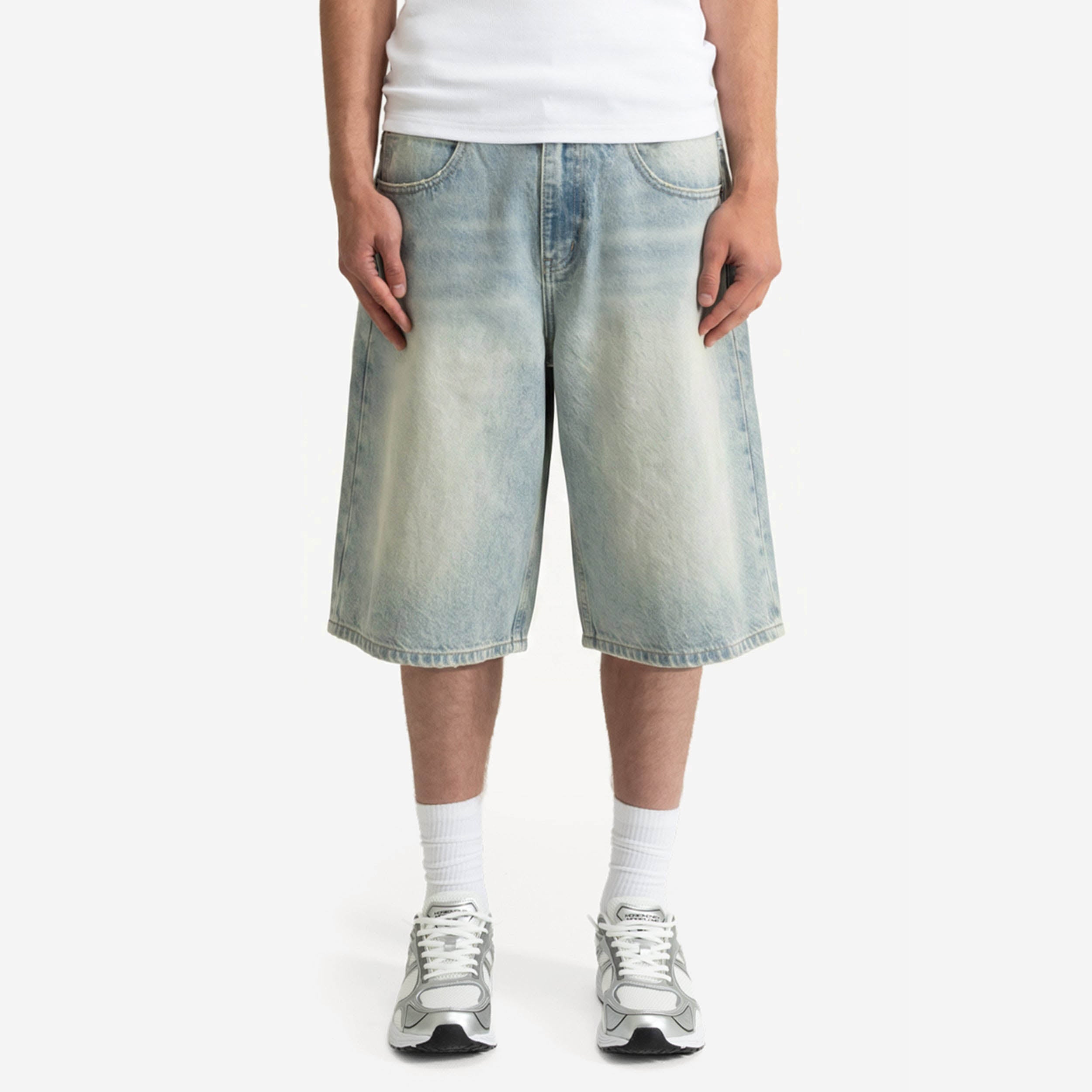 SLIM FIT TEE WHITE (2-PACK) + BASE JORTS VINTAGE BLUE