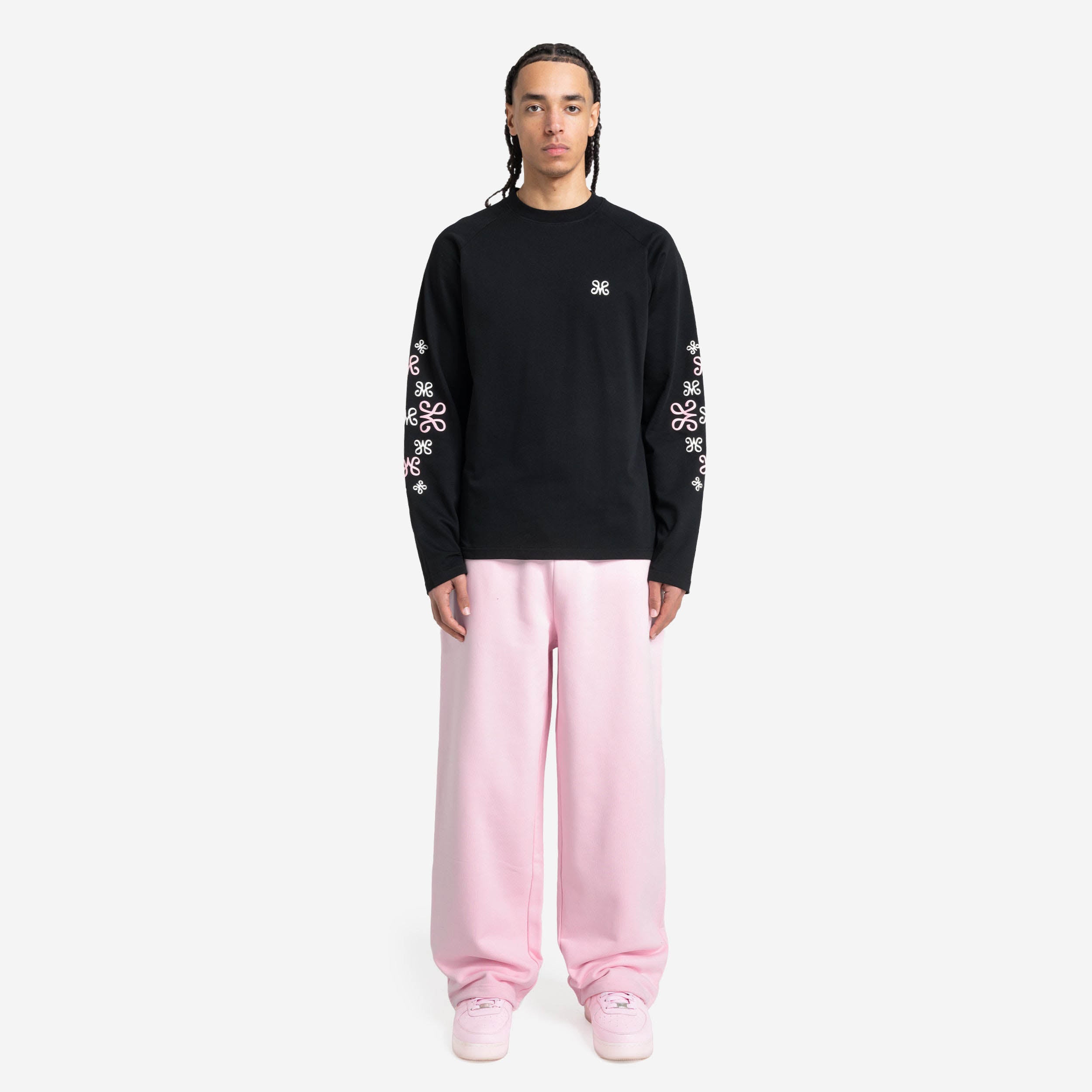 MONOGRAM LONGSLEEVE BLACK