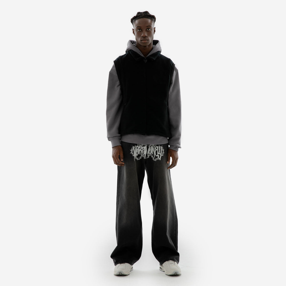 HEAVY HEART FLEECE VEST BLACK