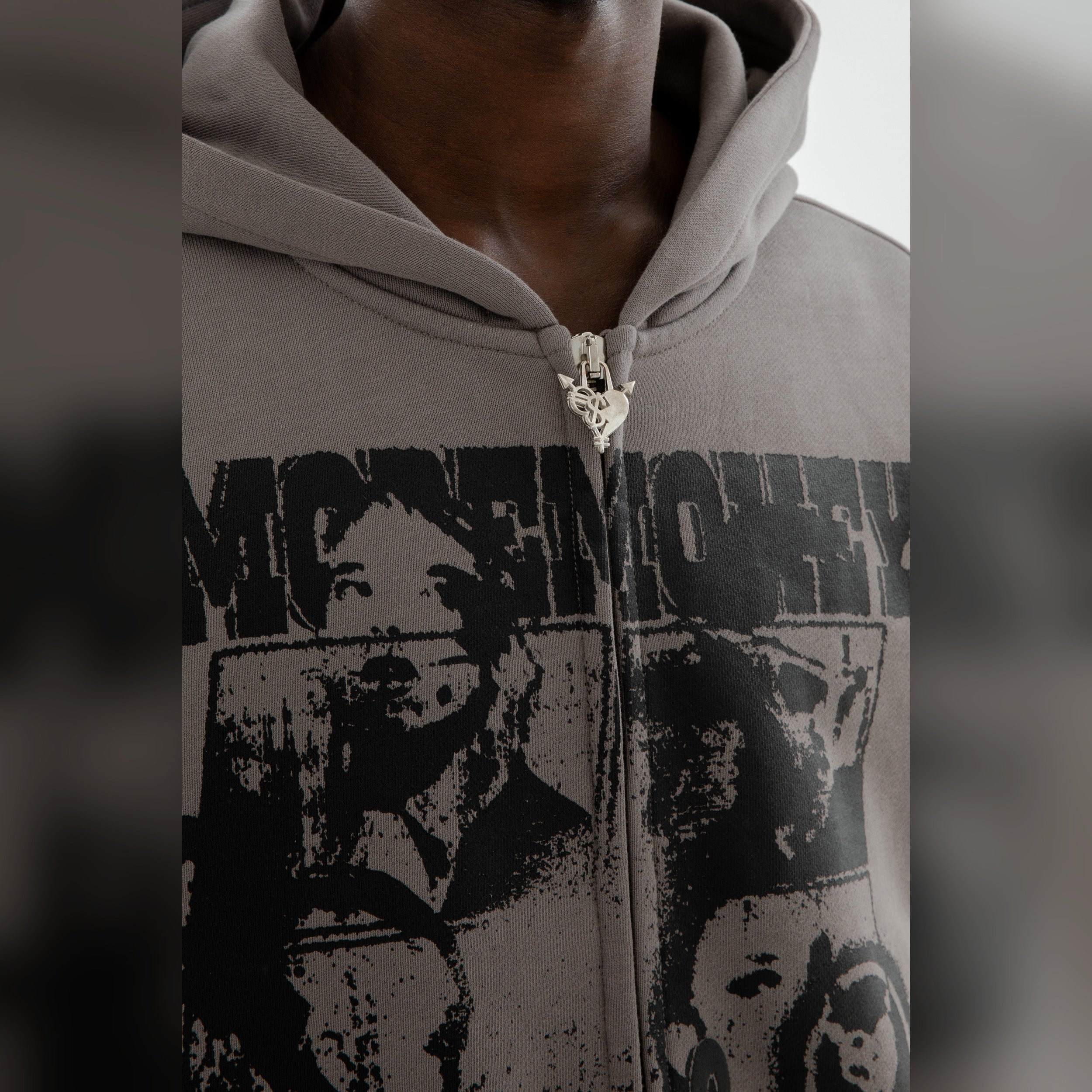 IDENTIFICATION ZIP DARK GREY