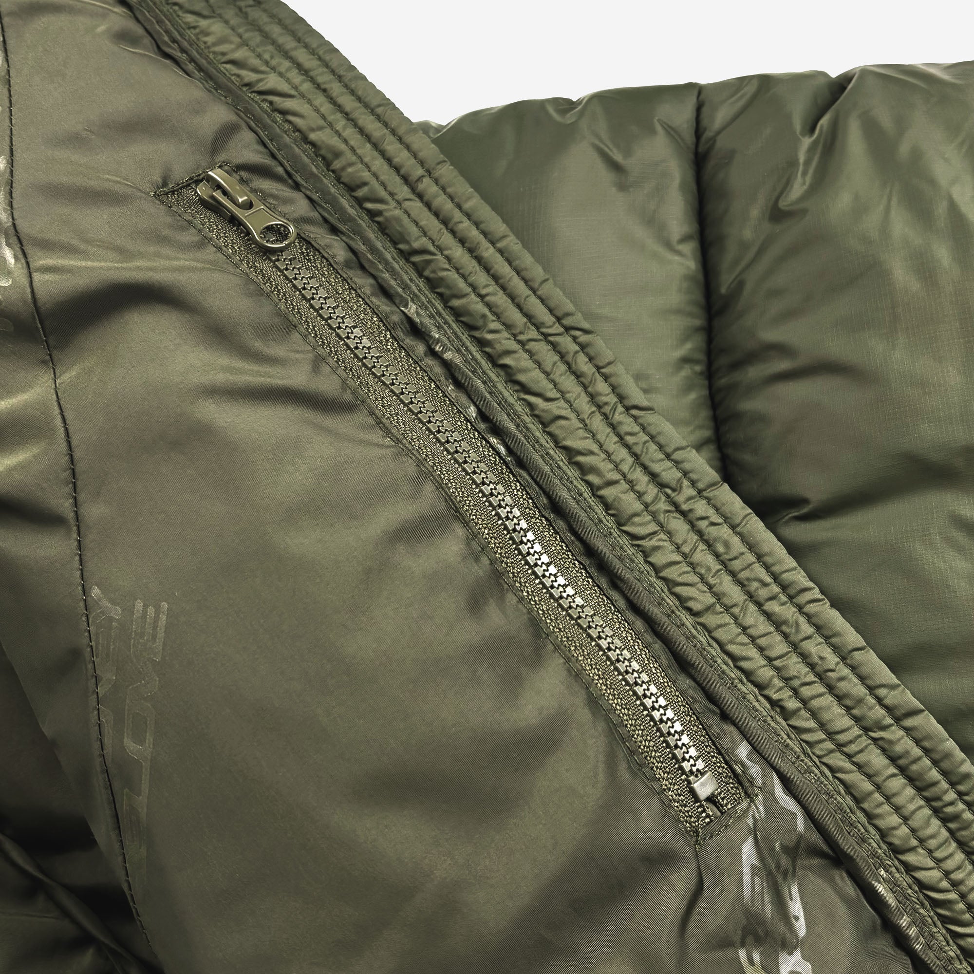 MORE MONEY BIG PUFFER OLIVE