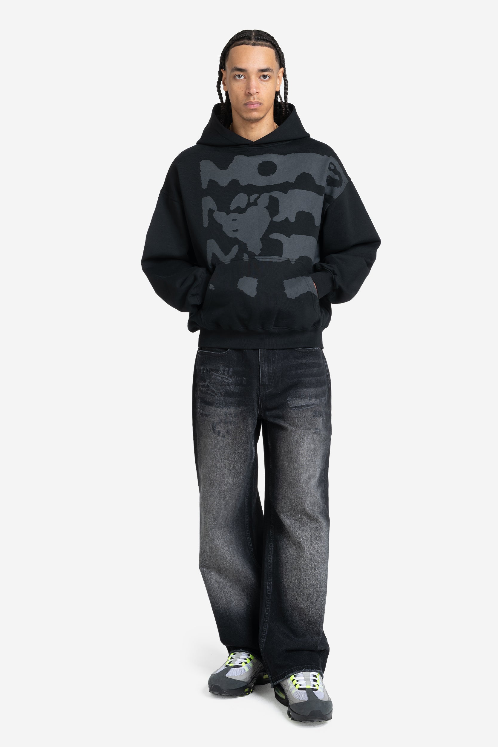 RADIANT CASH HOODIE ALL BLACK
