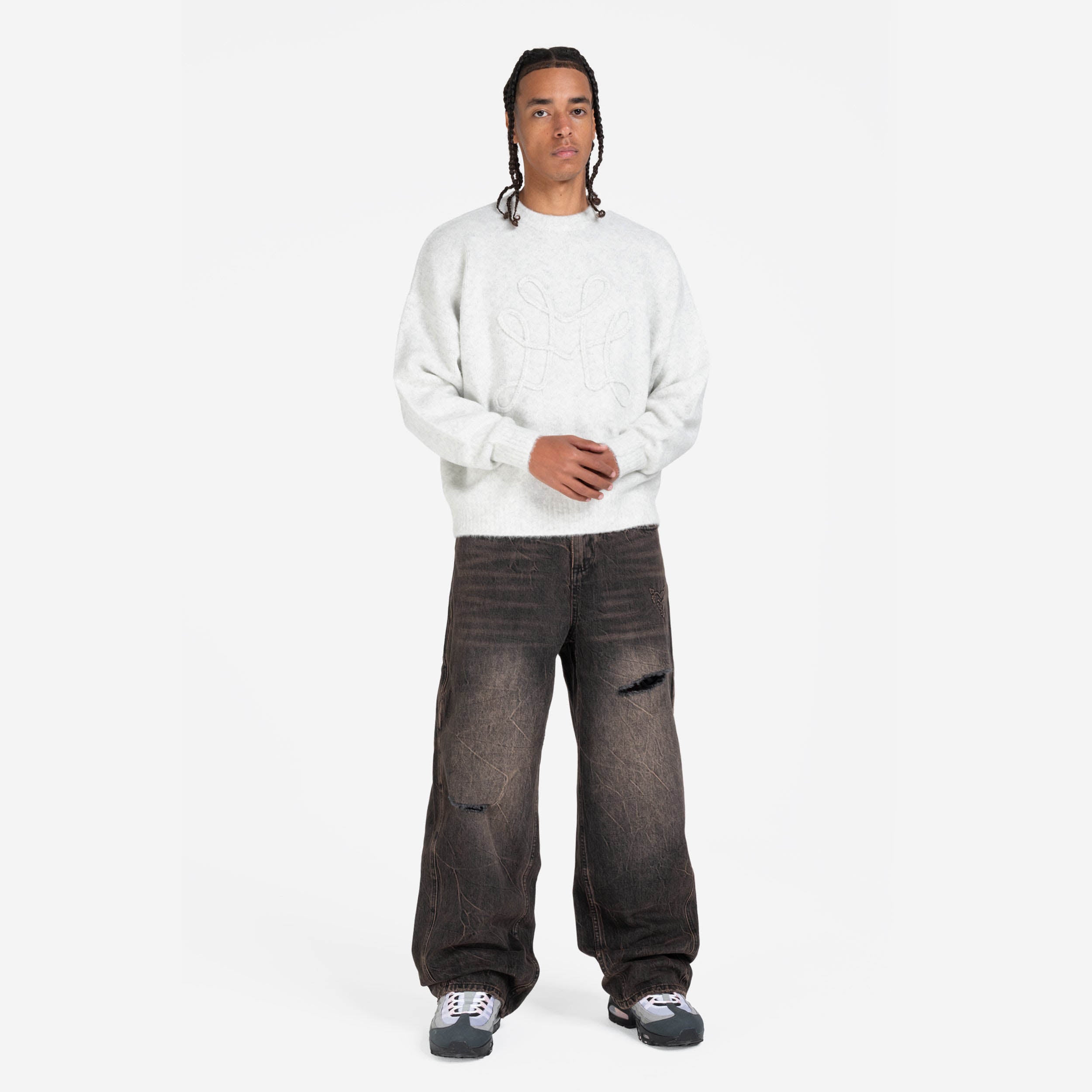 RIPPED DISTINCTIVE BAGGY DENIM BLACK
