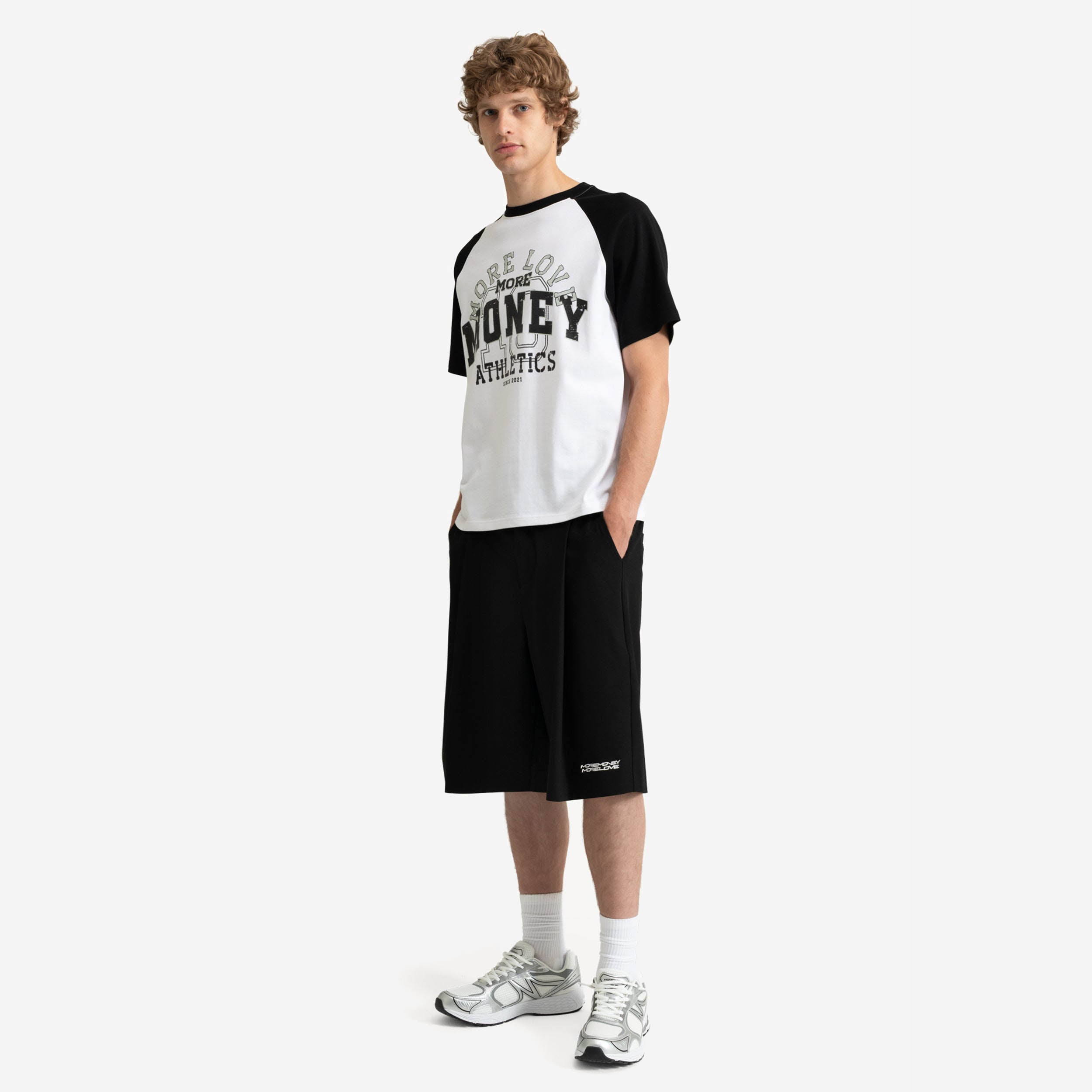 PLEATED SHORTS BLACK