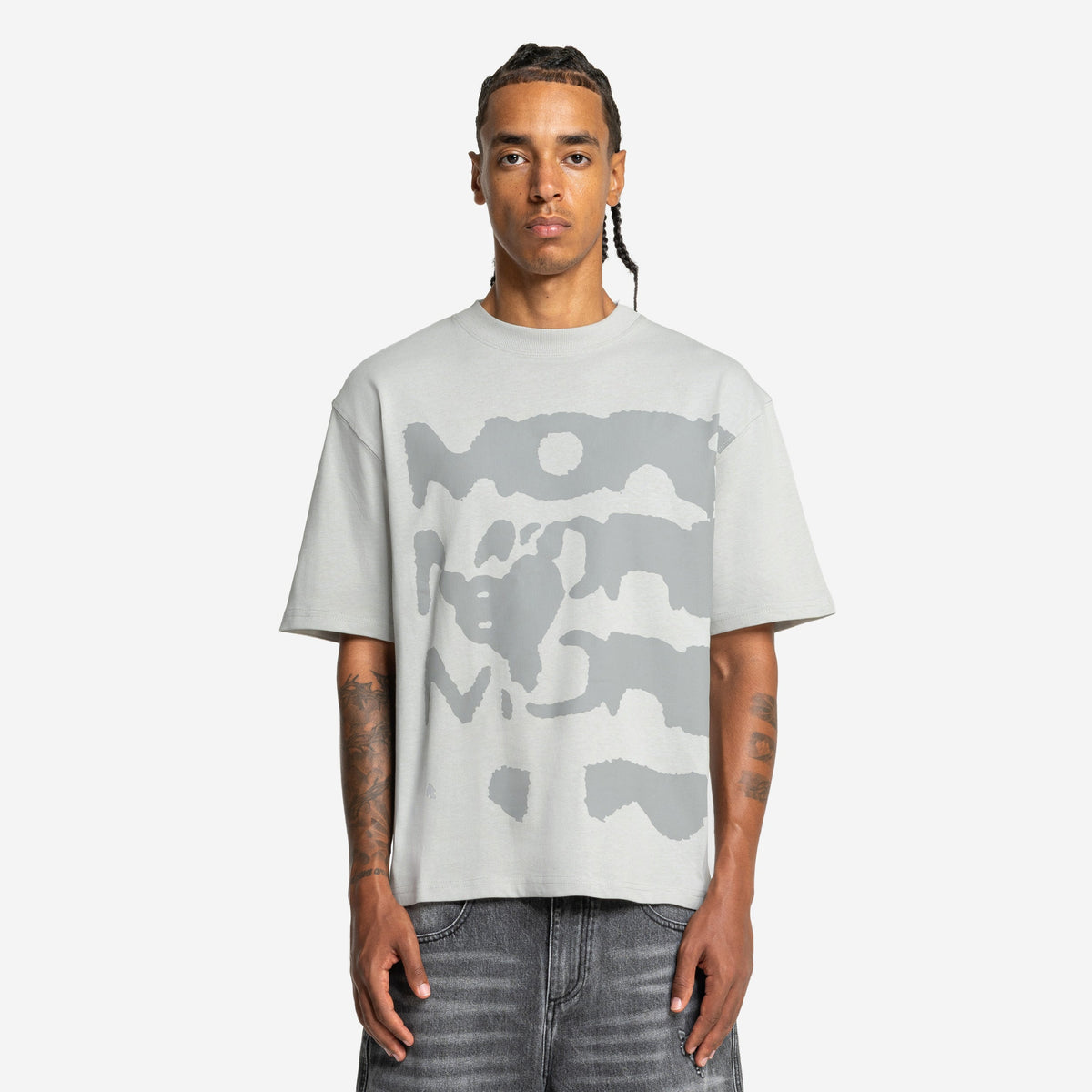 RADIANT CASH TEE LIGHT GREY