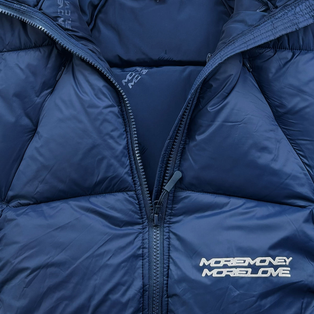 MORE MONEY BIG PUFFER NAVY